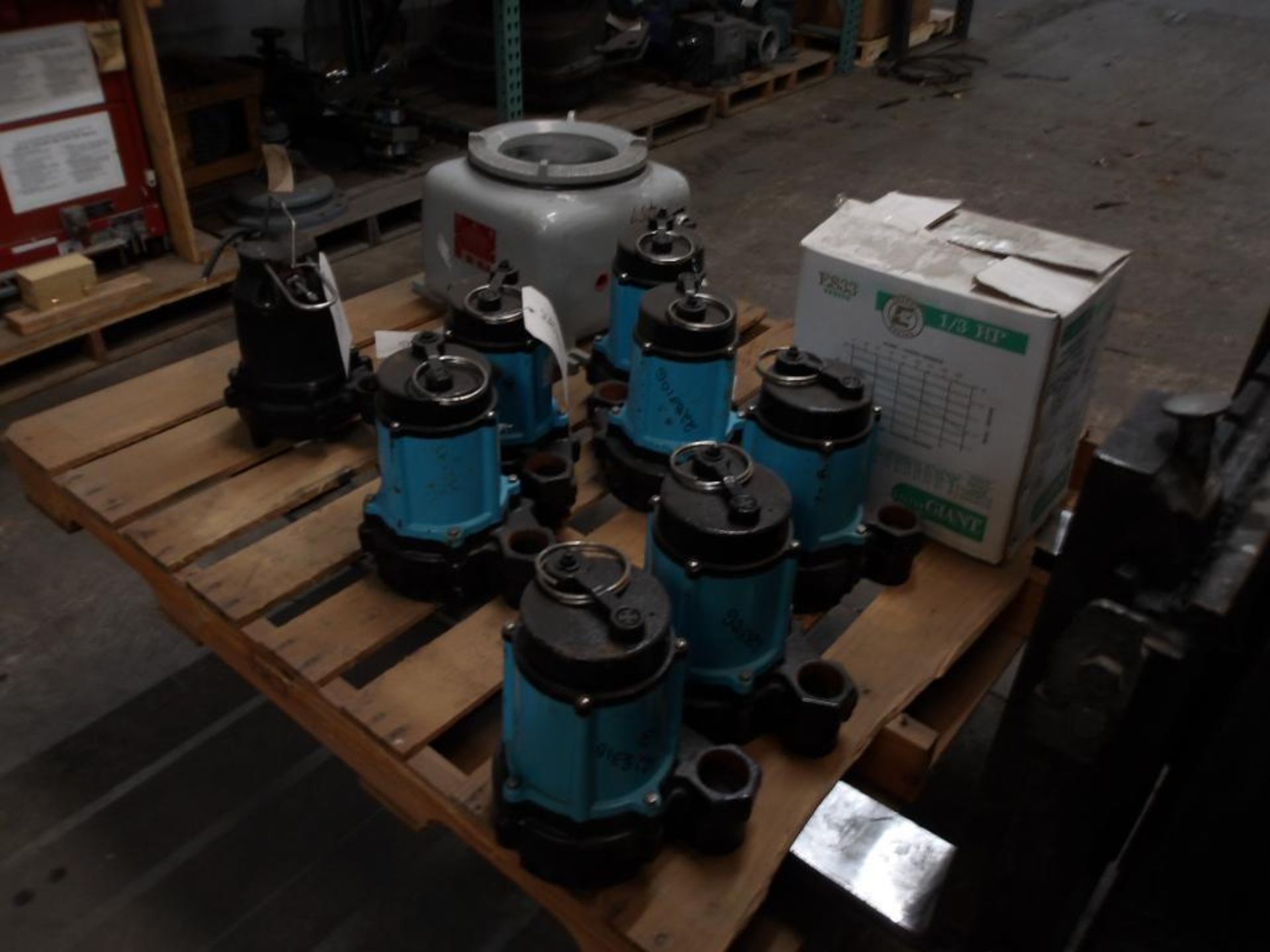 (10) Little Giant Submersible Sump Pumps, 1/3 HP, 110 V ((7) Pumps are Used) - Bild 4 aus 5