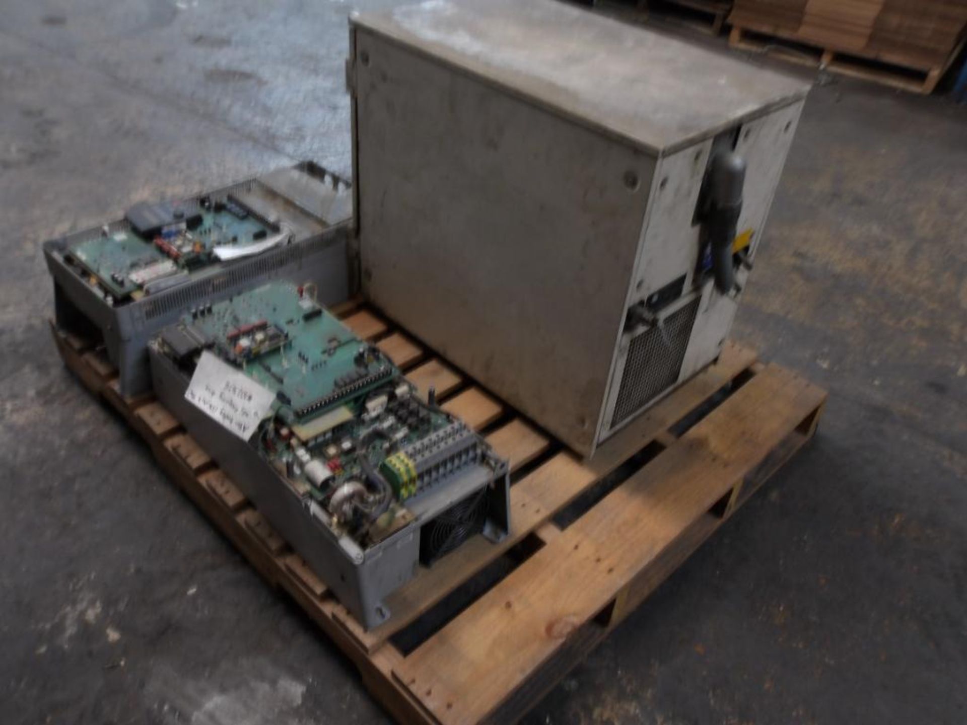 (1) Vectormark Controller, No. E0252A0315 & (2) Allen-Bradley Controllers, 1336 Plus 40HP (Used) - Image 3 of 4