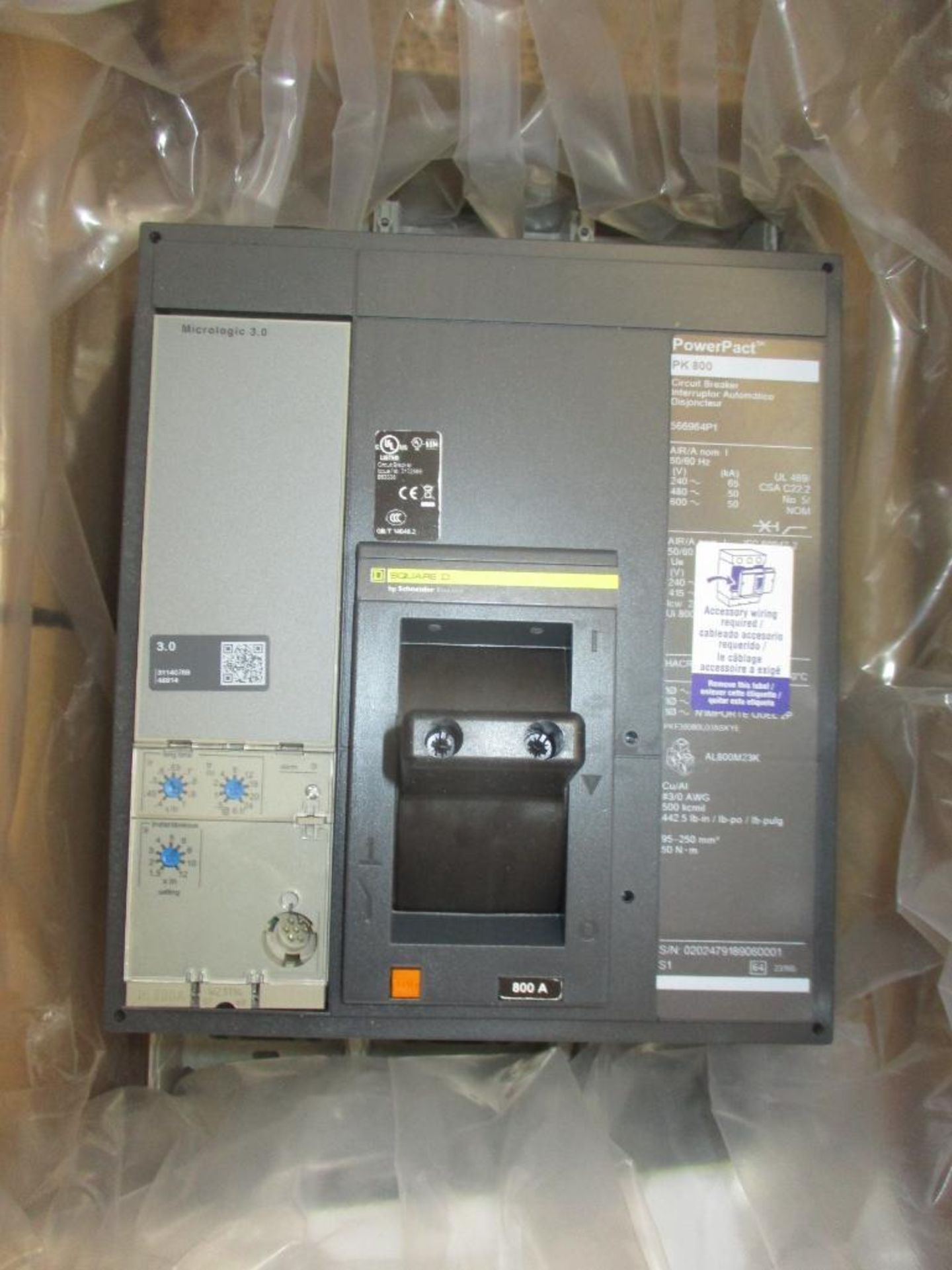 Square D 800 AMP Circuit Breaker, 566964P2, 800A, 3P, 600VAC, PowerPacT PK 800, Micrologic 3.0 (New