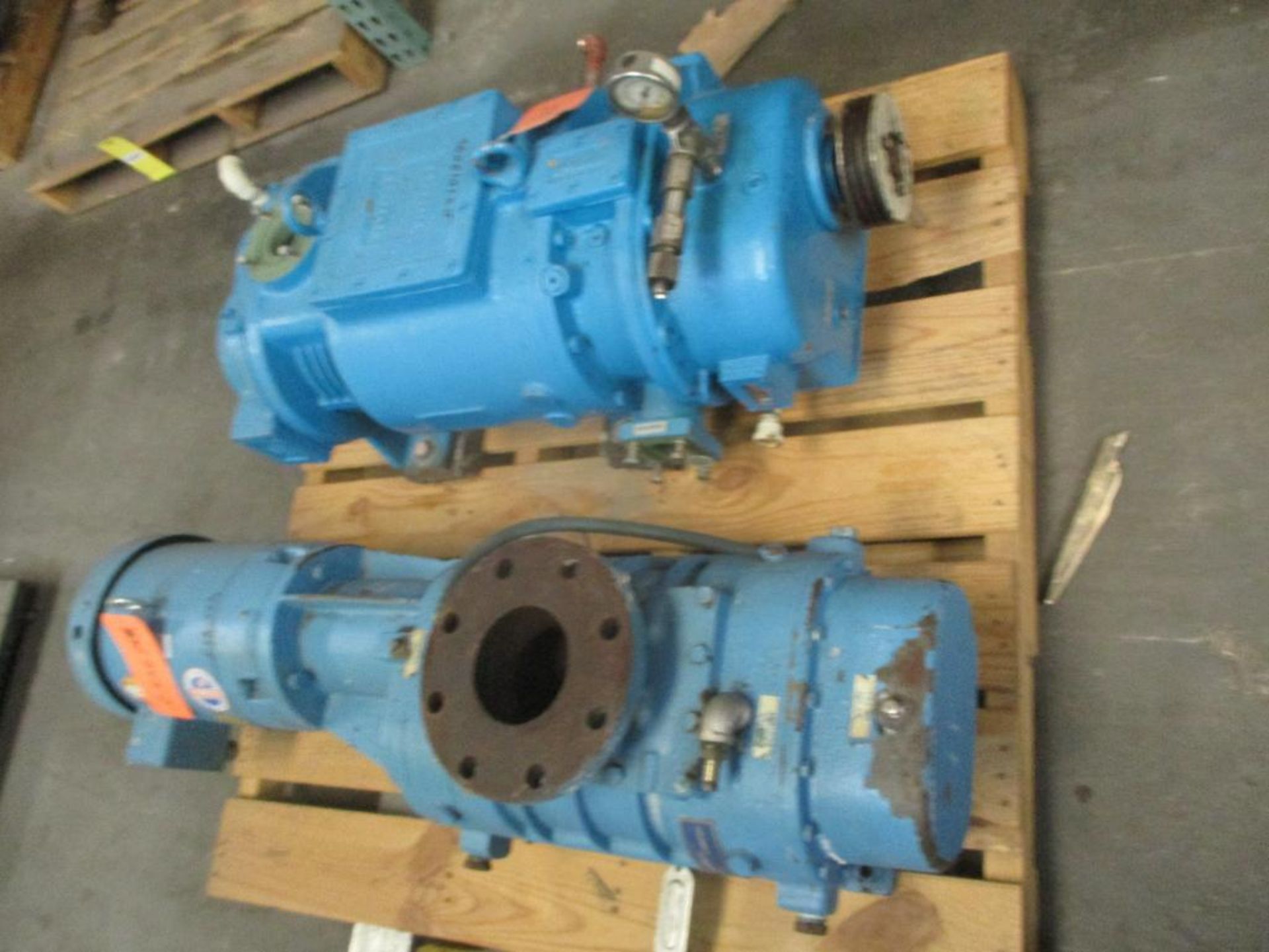 Kinney KMBD-7206 High Vacuum Pump, 7-1/2 HP (Used) & Tuthill KDP330 Vacuum Pump (Used) - Image 4 of 4