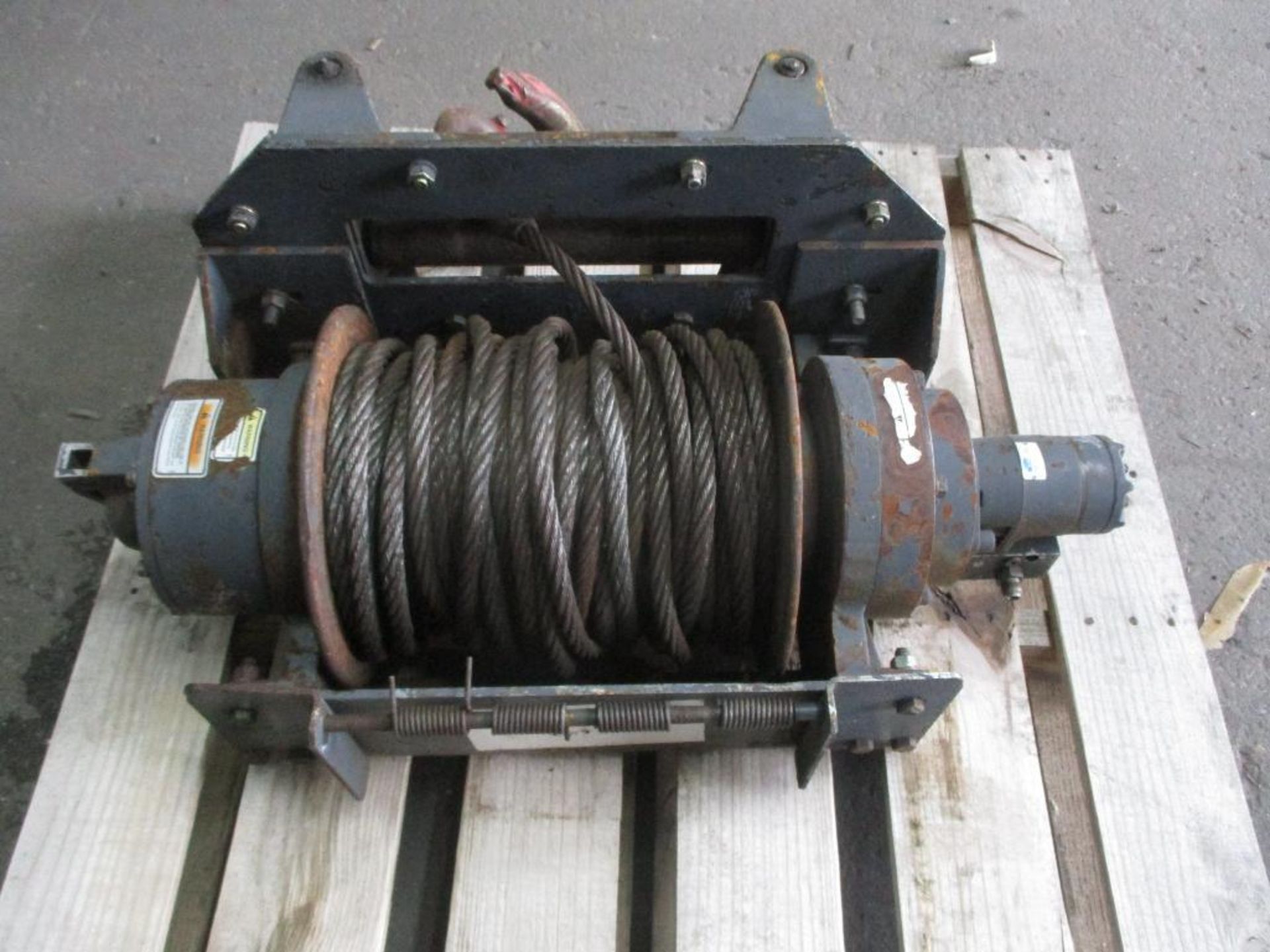 DP 20,000 LB. Hydraulic Winch (Used) - Image 2 of 4