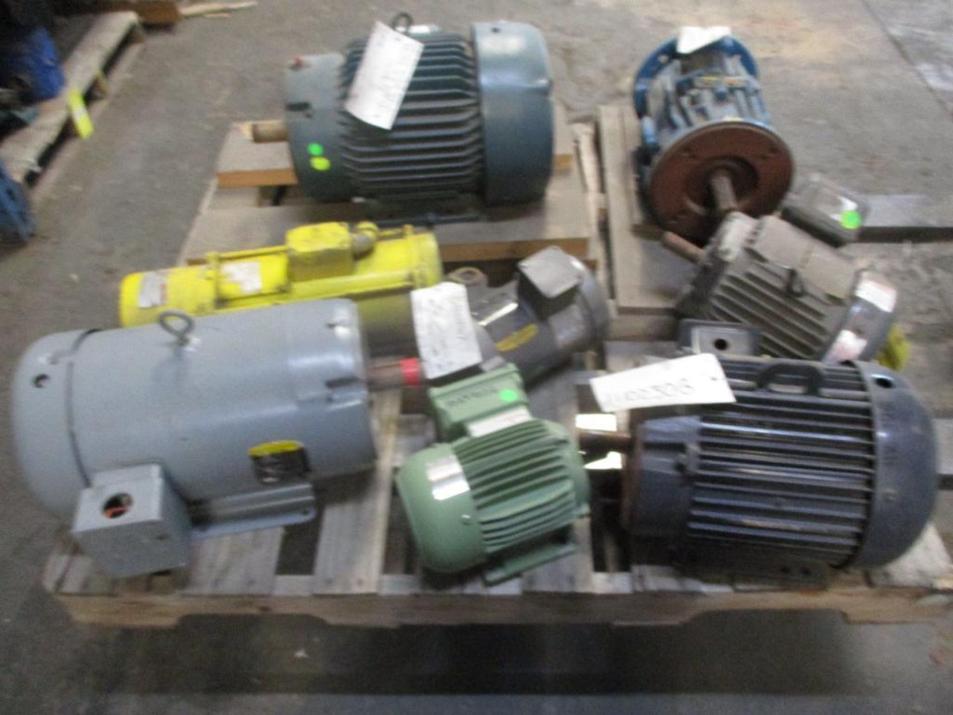 (New) Baldor 7-1/2 HP Motor, (Used) Lincoln 5 HP, Baldor 7.5 HP, Clutch/Brake - Image 3 of 4