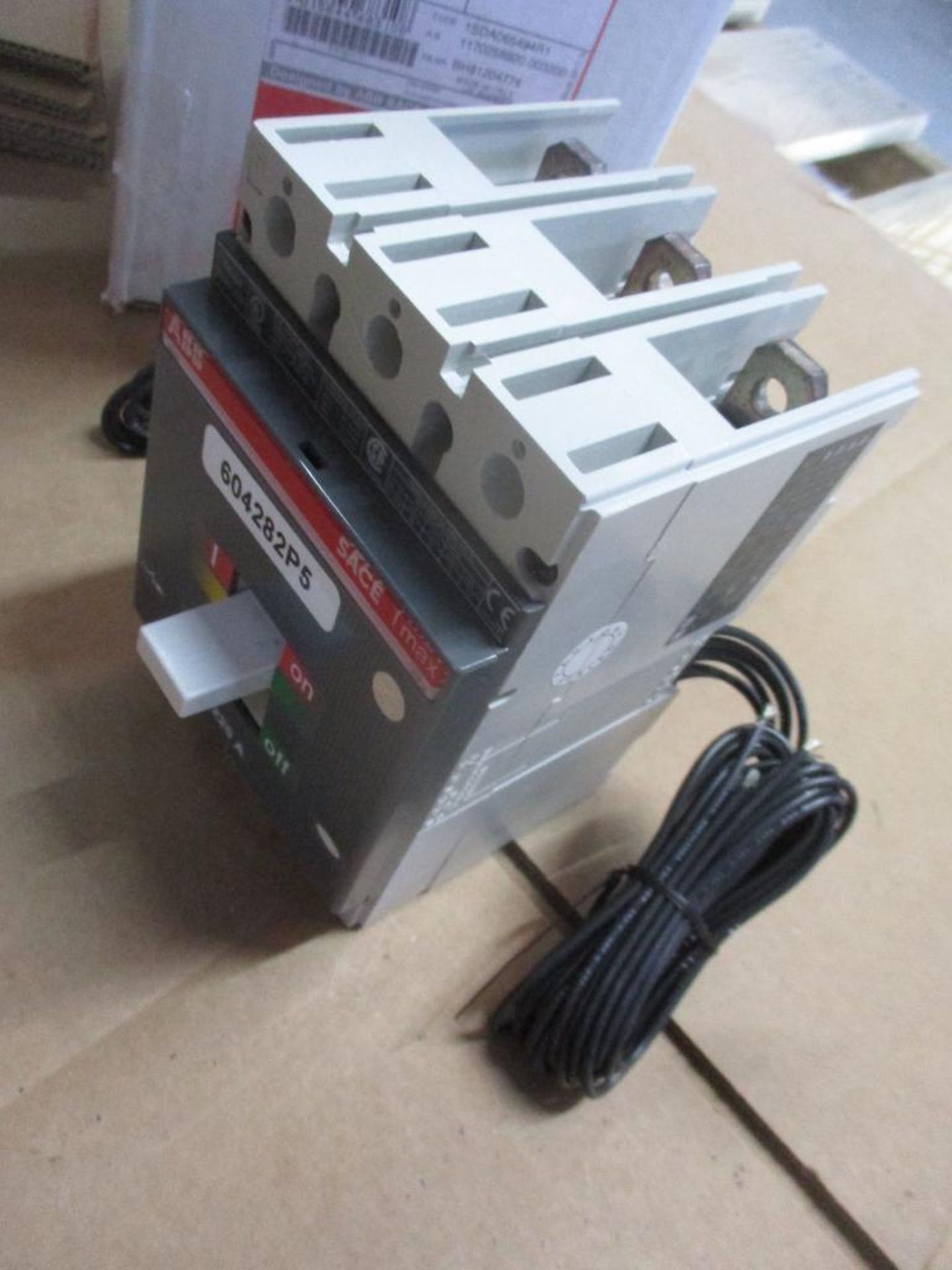 ABB 225 AMP Circuit Breaker, SACE TMAX TS3 N 225, 3-Pole (New in Box) - Image 2 of 4