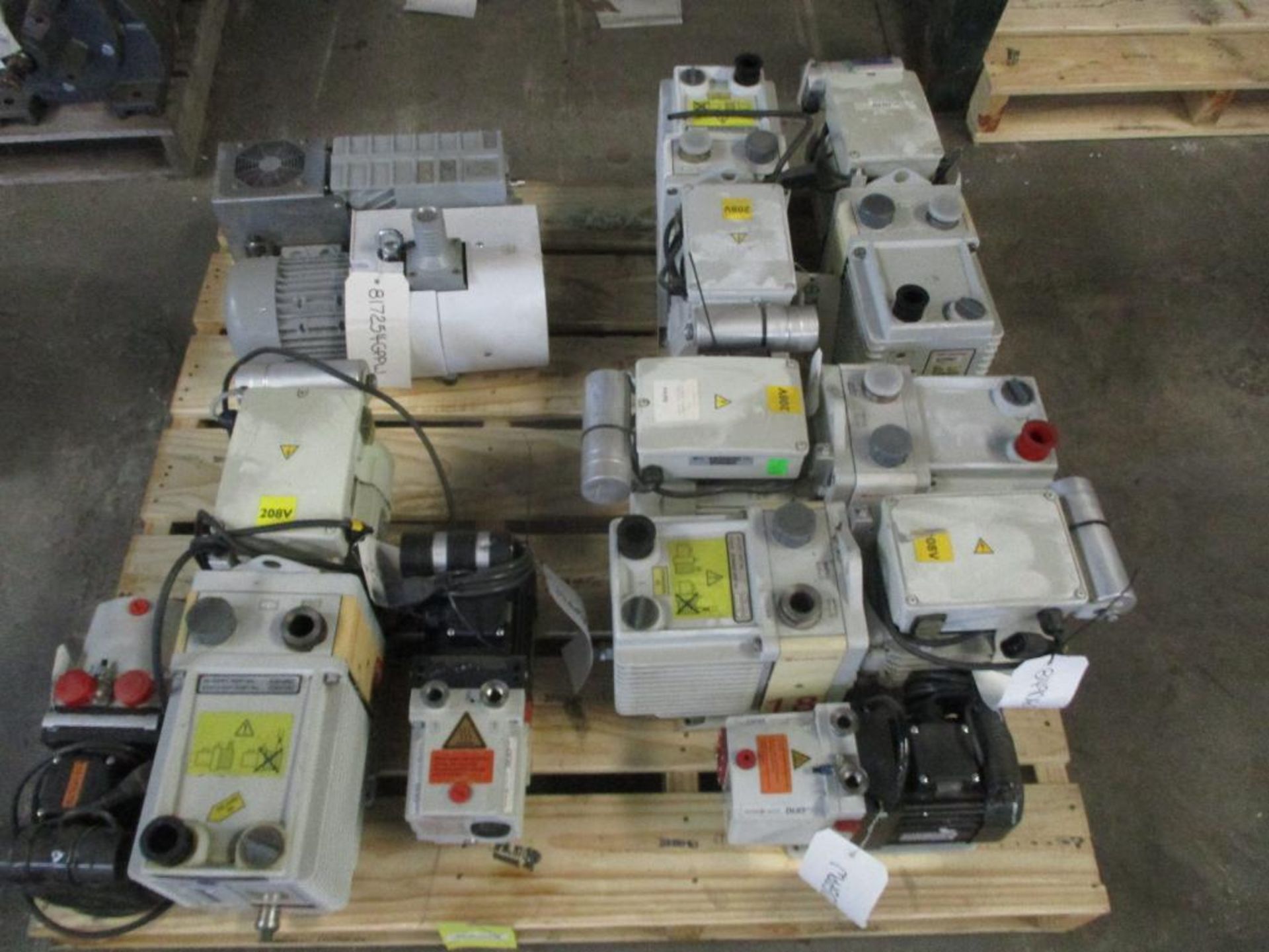 Vacuum Pumps; (4) Edwards E1M18, (1) E2M18, Pfeiffer DV03, DV02.5, DV02, Agilent MS40-S - Image 3 of 4