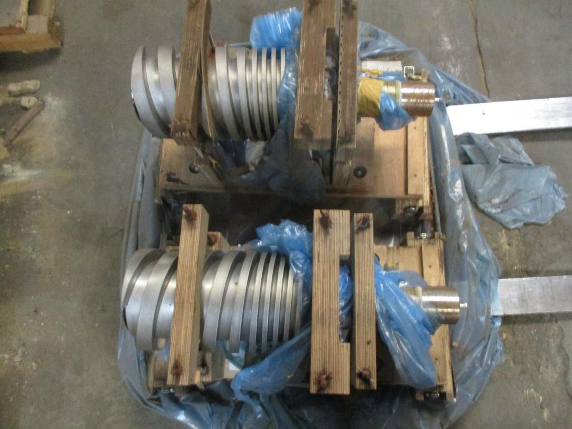 (2) (New) Sihi Dry Spindles, Outer Dia.: 204, P/N 20060/55