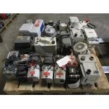 (14) Vacuum Pumps; Pfieffer DV02.5, DV03, Edwards E2M18, Agilent DS402 & More