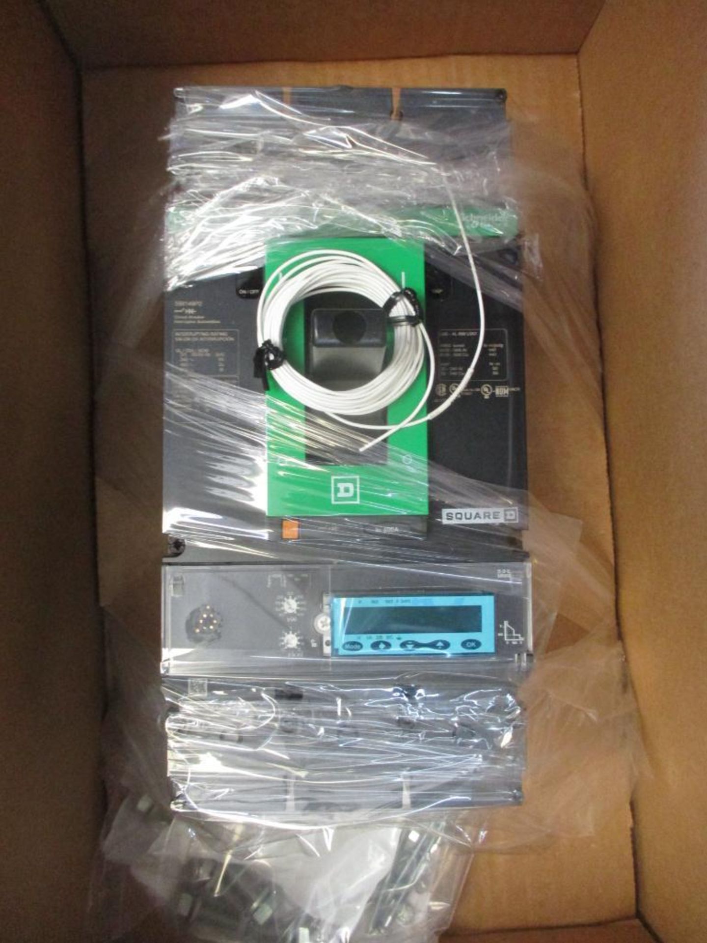 Square D 400 AMP Circuit Breaker, 556149P2, 3P, 400A, 600VAC, PowerPacT LG 400 (New in Box)