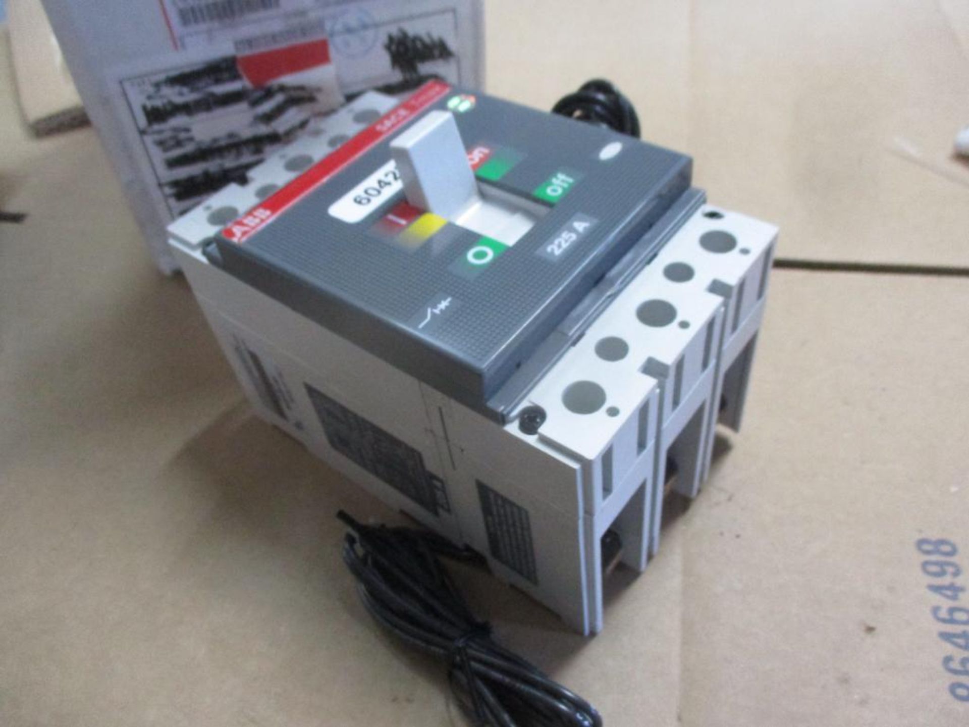 ABB 225 AMP Circuit Breaker, SACE TMAX TS3 N 225, 3-Pole (New in Box) - Image 2 of 4