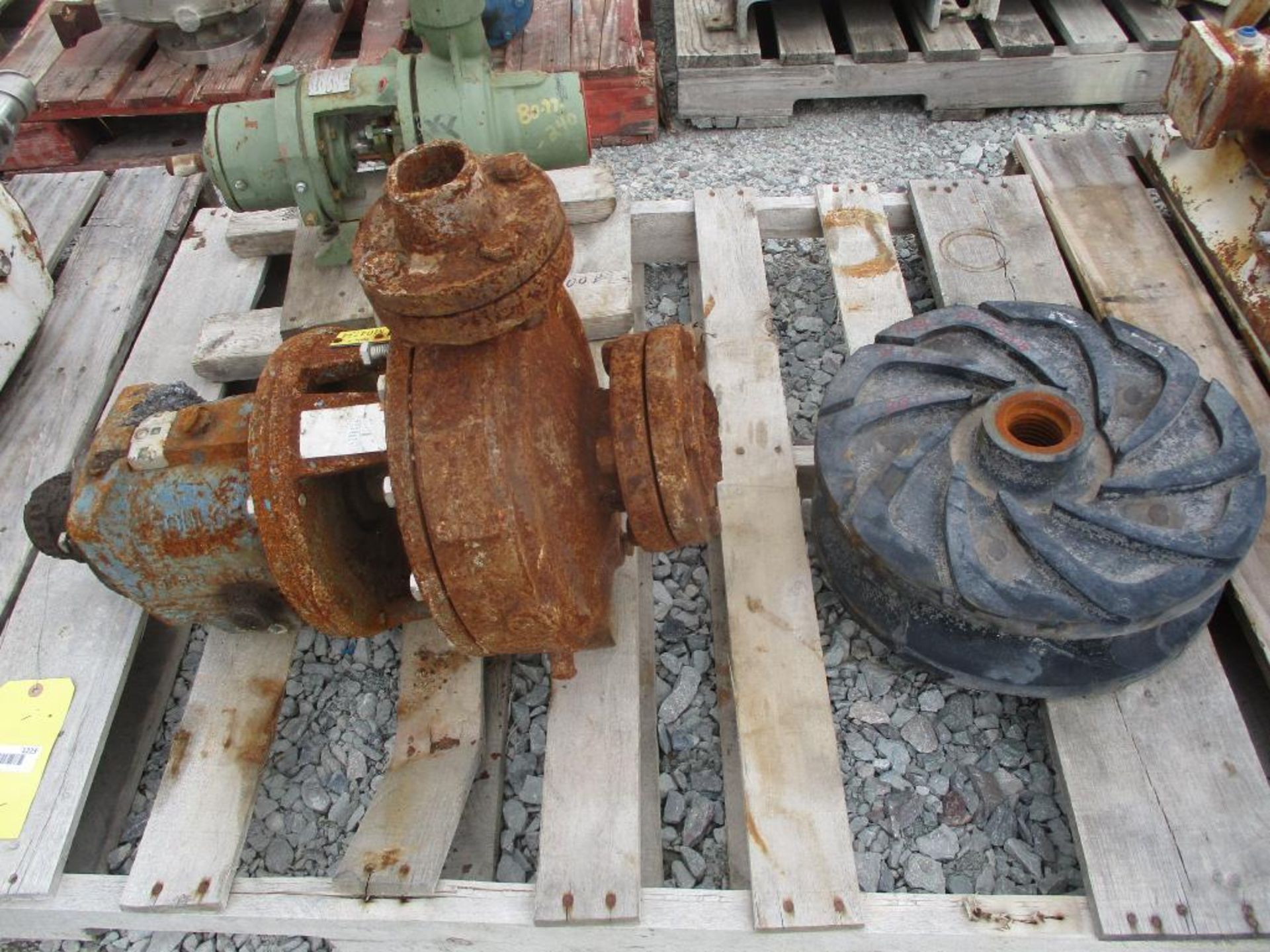 (1) Pallet of Misc. Pumps & Parts - Image 2 of 4