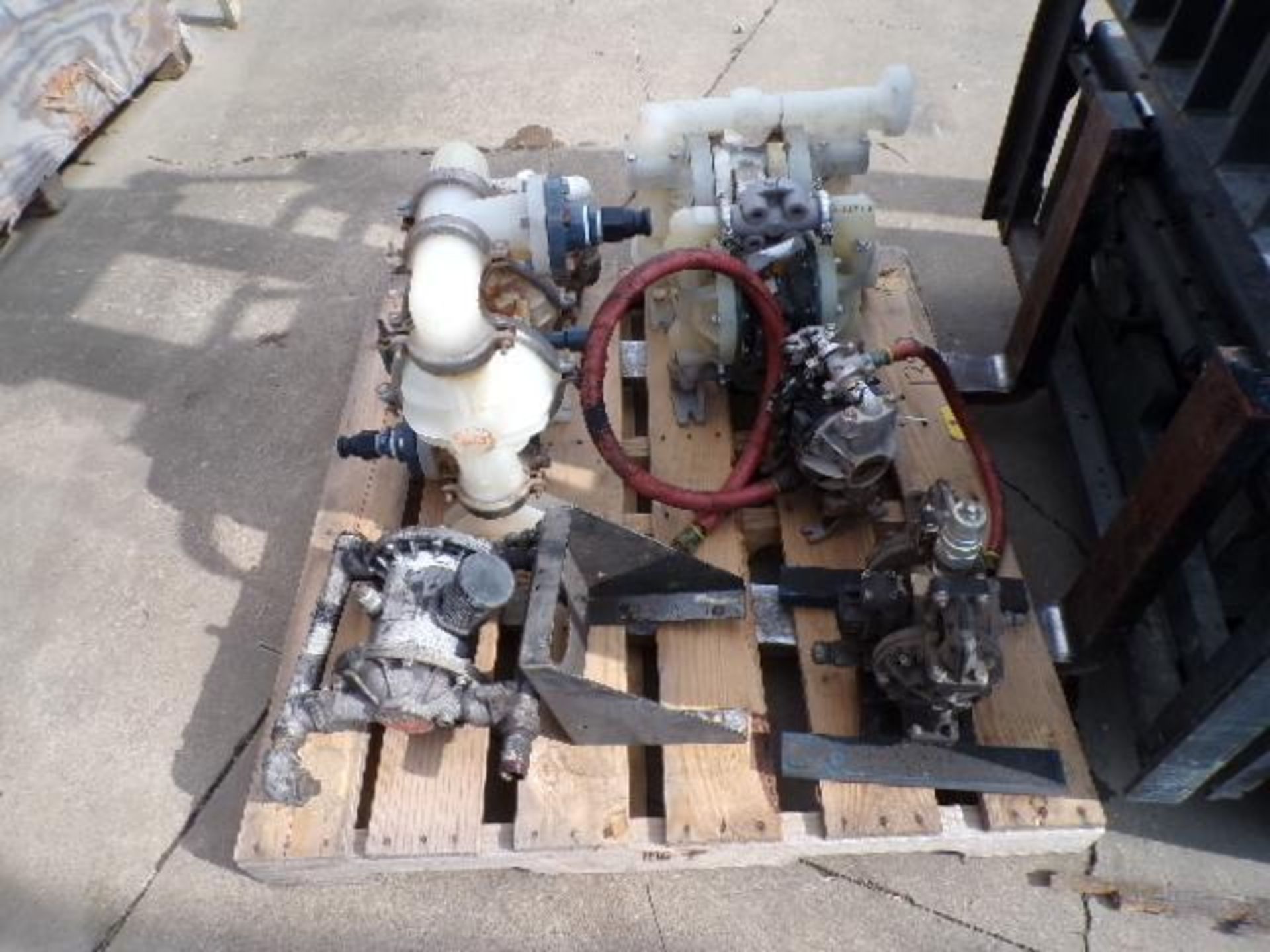 Pallet w/ (7) Various Diaphragm Pumps (Used) - Image 3 of 3