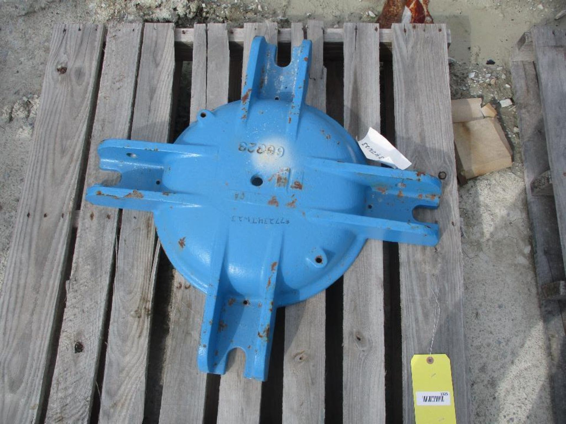 (1) Pallet of Goulds Slurry Pump Parts