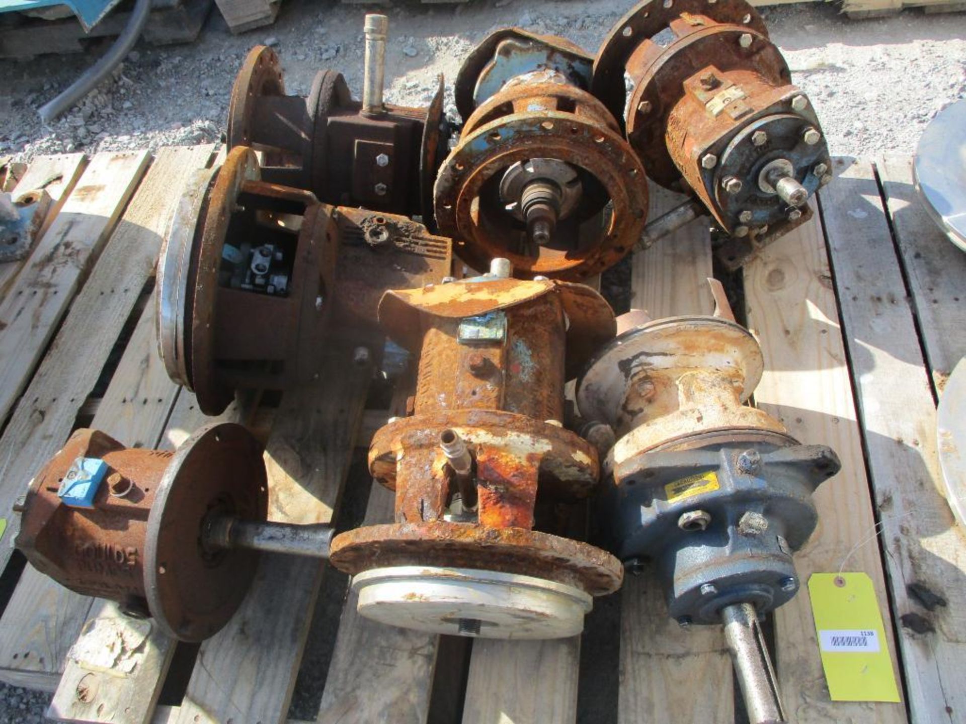 (1) Pallet of (6) Goulds Pumps & (1) Gorman Rupp Pump - Image 2 of 4