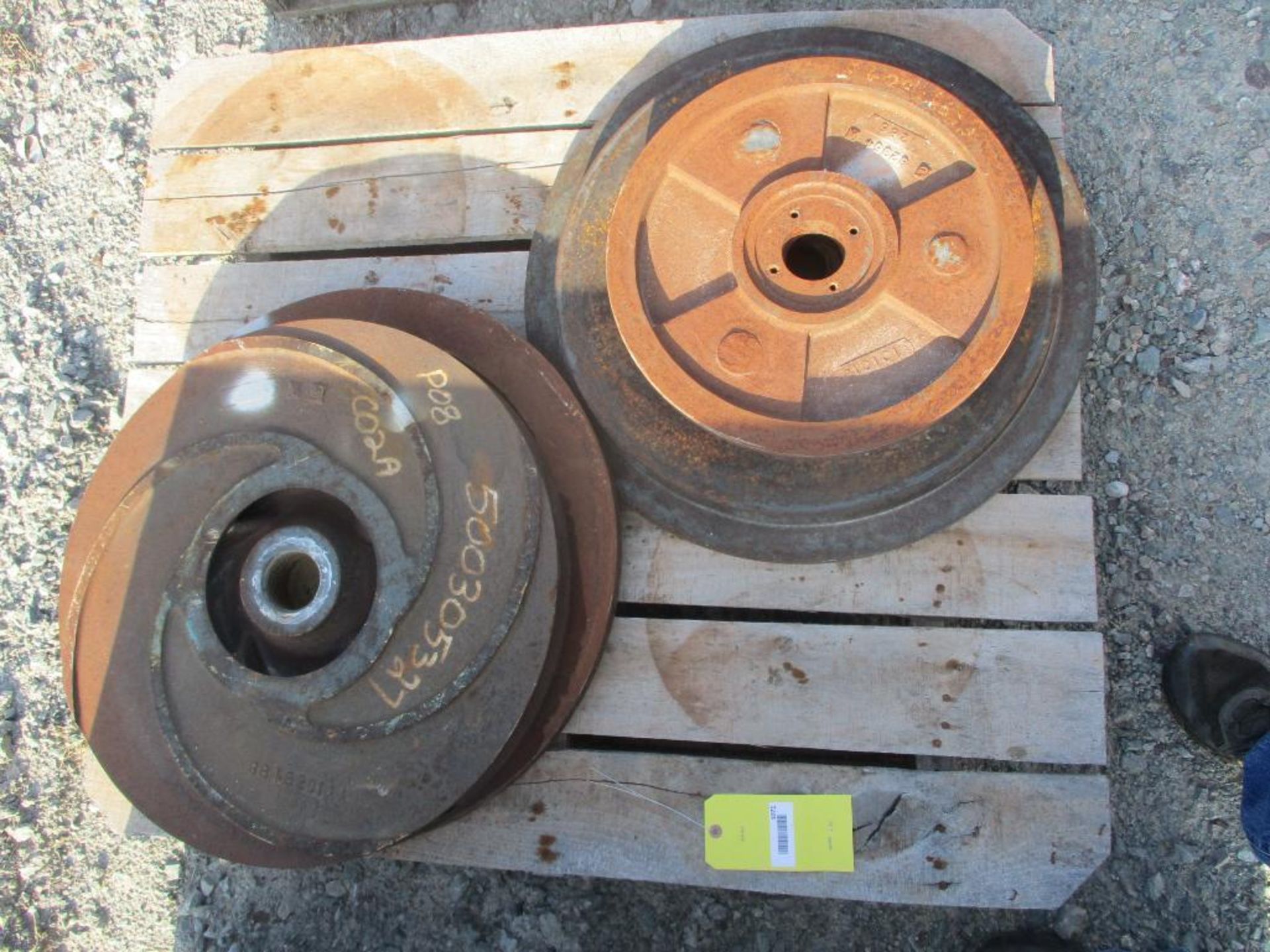 (1) Pallet of Goulds Slurry Pump Parts