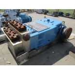 Uraca Triplex Pump, Stainless Head, Approx. Weight: 10,000 LB.