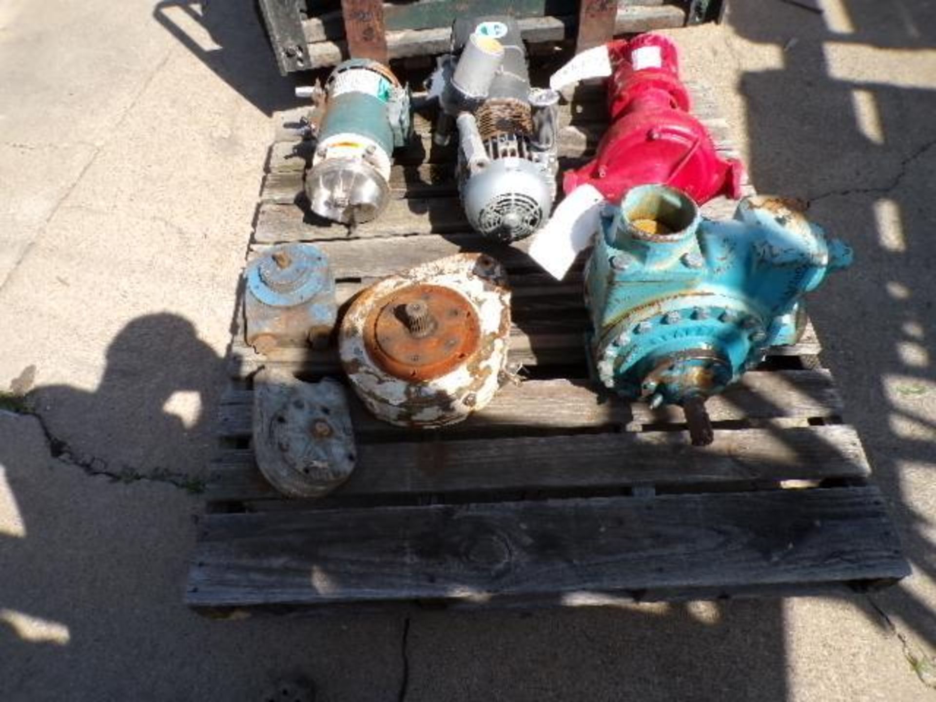 Pallet of Assorted Pumps (Used) - Image 2 of 3