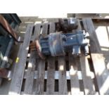 Pallet w/ (1) Doosan Hydraulic Piece & (1) Brown & Sharpe Rotary Gear Pump (Used)