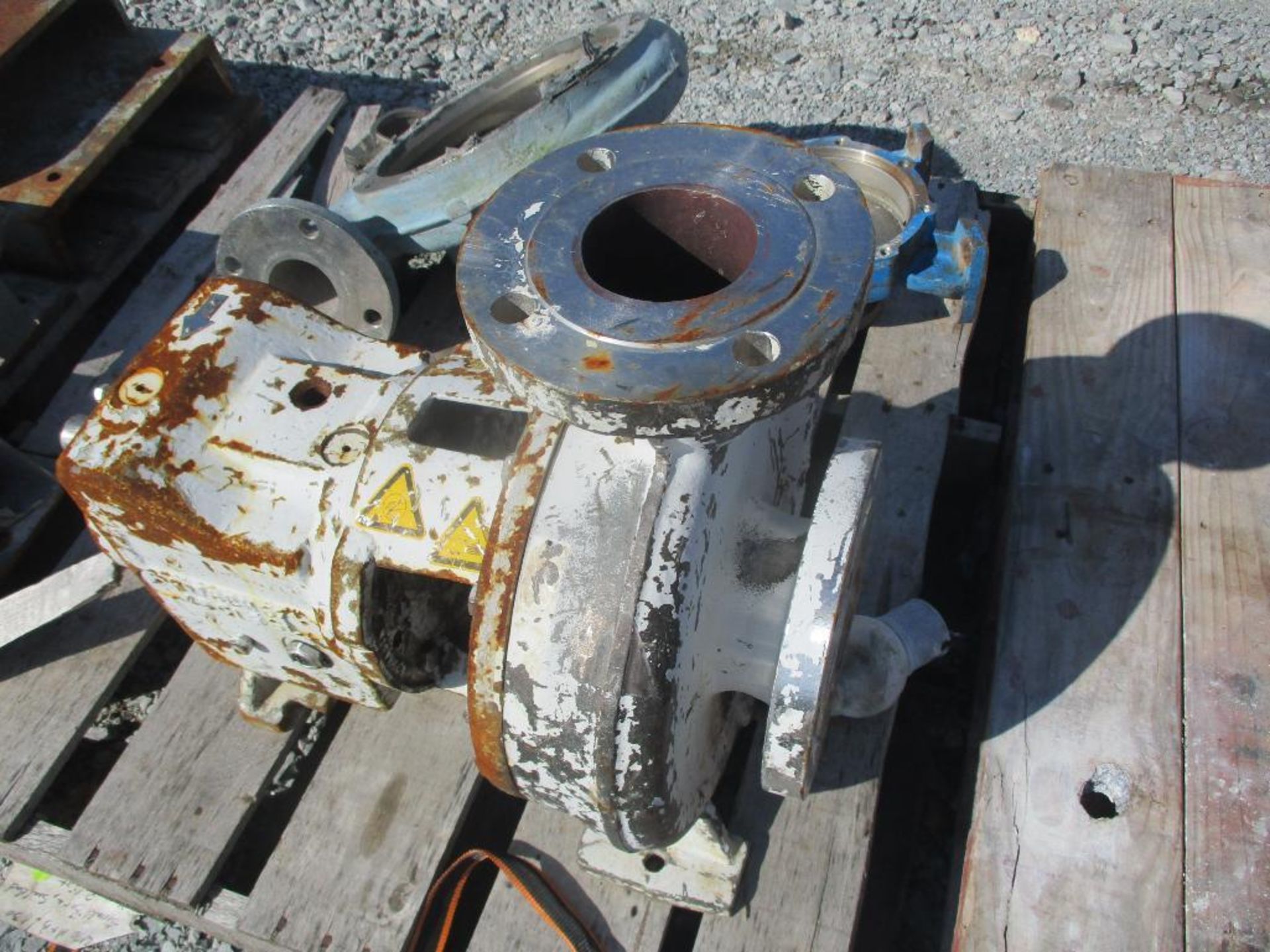 (1) Ahlstrom 3" SS Pump, (1) Worthington 3CNS-104 Casing, (1) Goulds SS Casing - Image 4 of 4