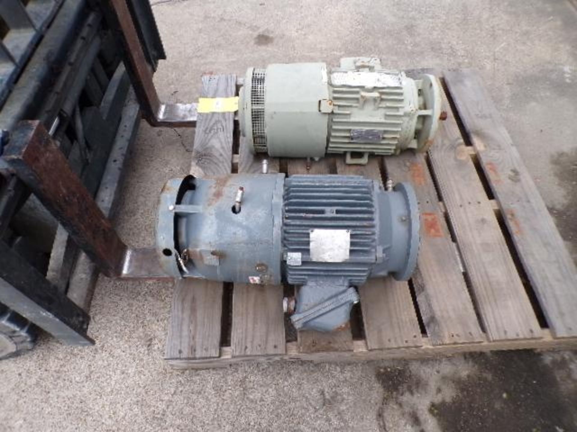 Pallet of (2) (Used) Motors; (1) 10HP & (1) 7.5HP