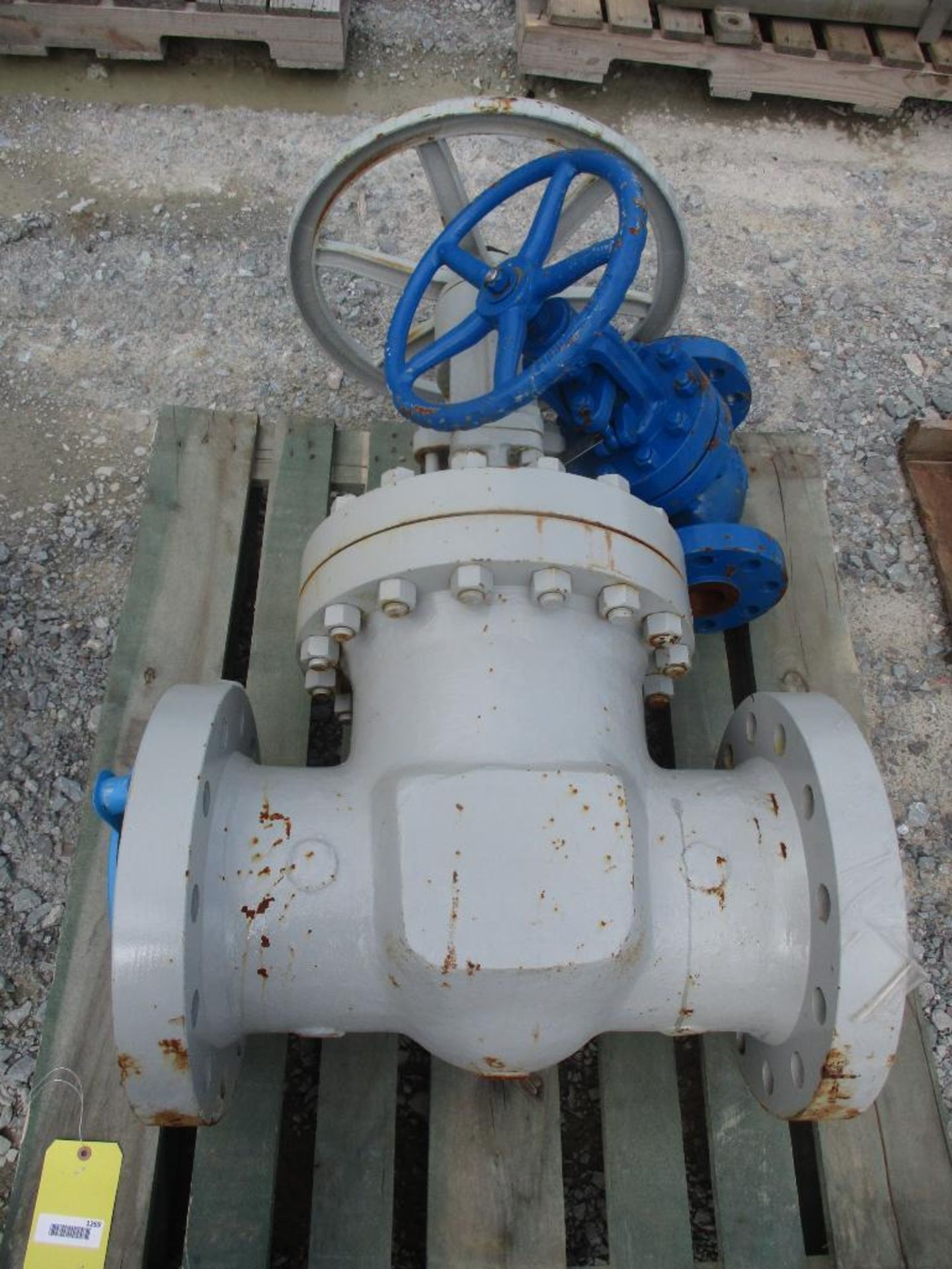 (1) FBV 8" 600 Gate Valve & (1) 2" 1500 Valve