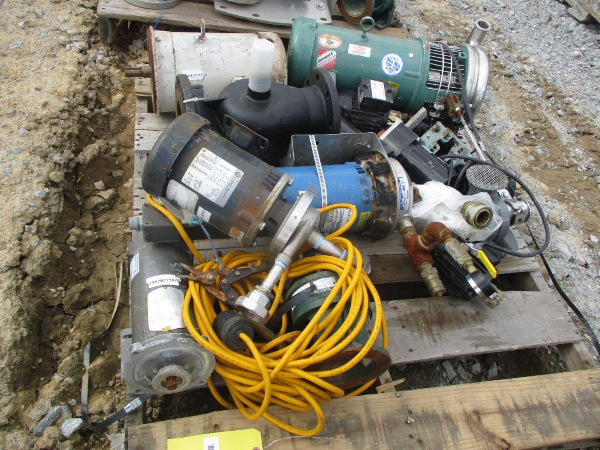 (1) Pallet of Misc. Pumps & Motors - Image 3 of 4