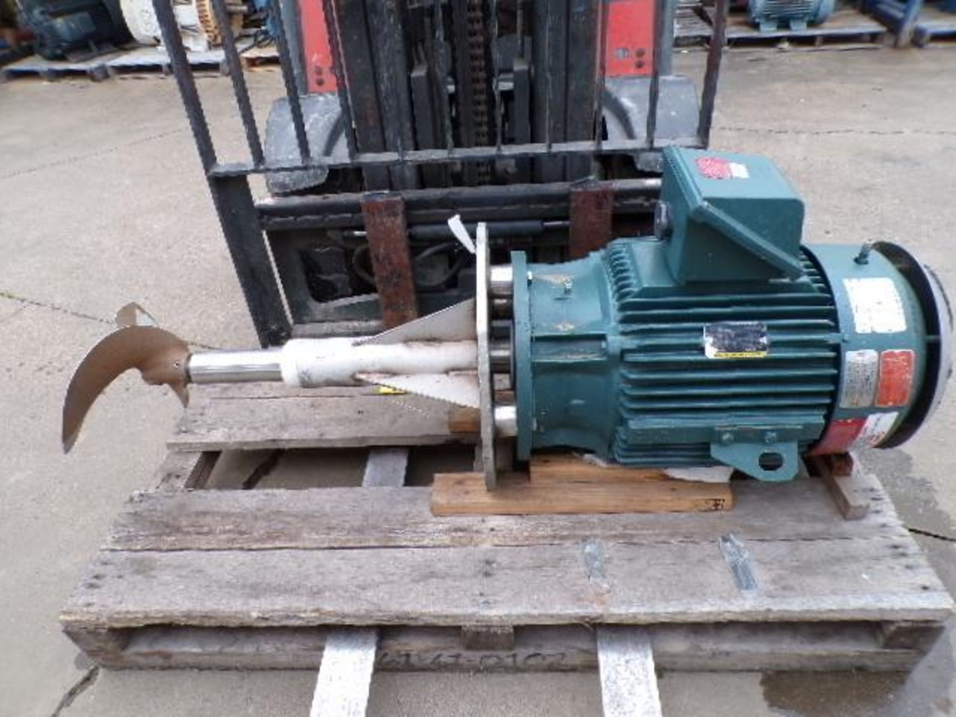 2-Blade SS Mixer w/ 25HP Baldor Reliance Motor