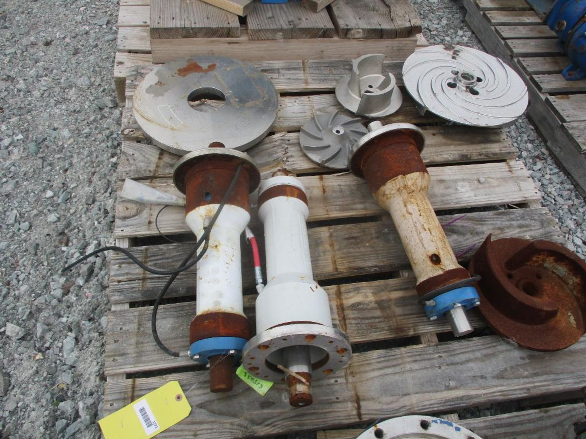 (1) Pallet of Misc. Pump Parts - Image 3 of 4