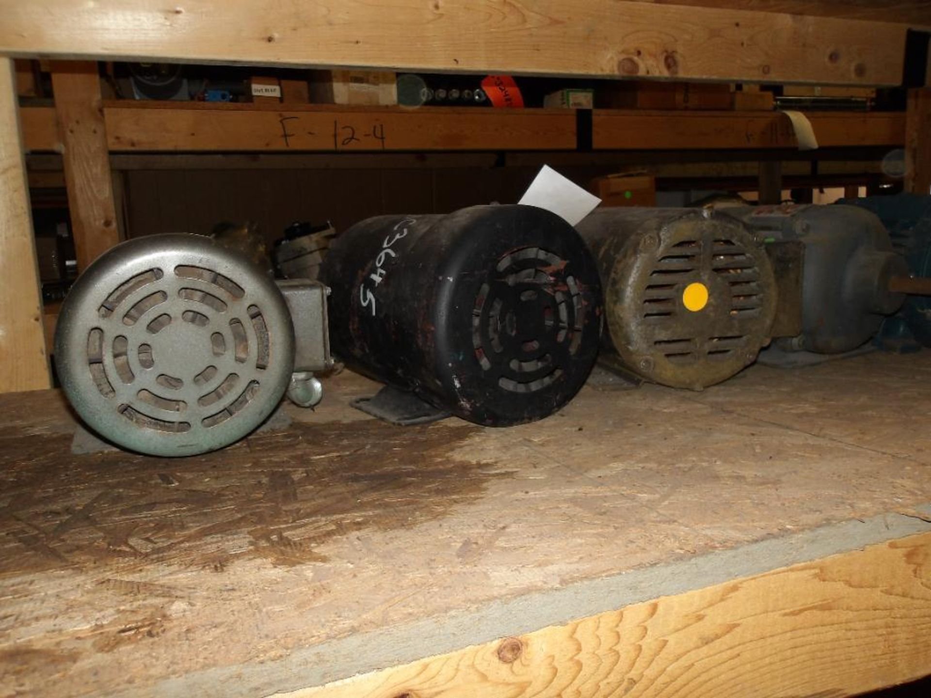 Contents of Shelf E-11-5 & E-12-5; Electric Motors, Baldor, Leeson, GE, Siemens, Westinghouse, Relia - Image 4 of 6