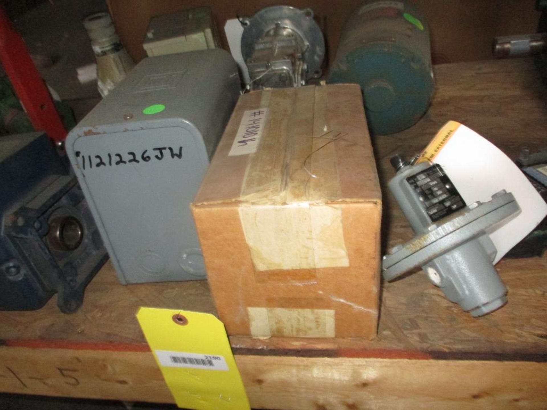 Contents of Shelf I-1-5 Misc.; Foxboro, Durco, Fisher, Square D, Asco, Omron, Gearboxes - Image 3 of 6