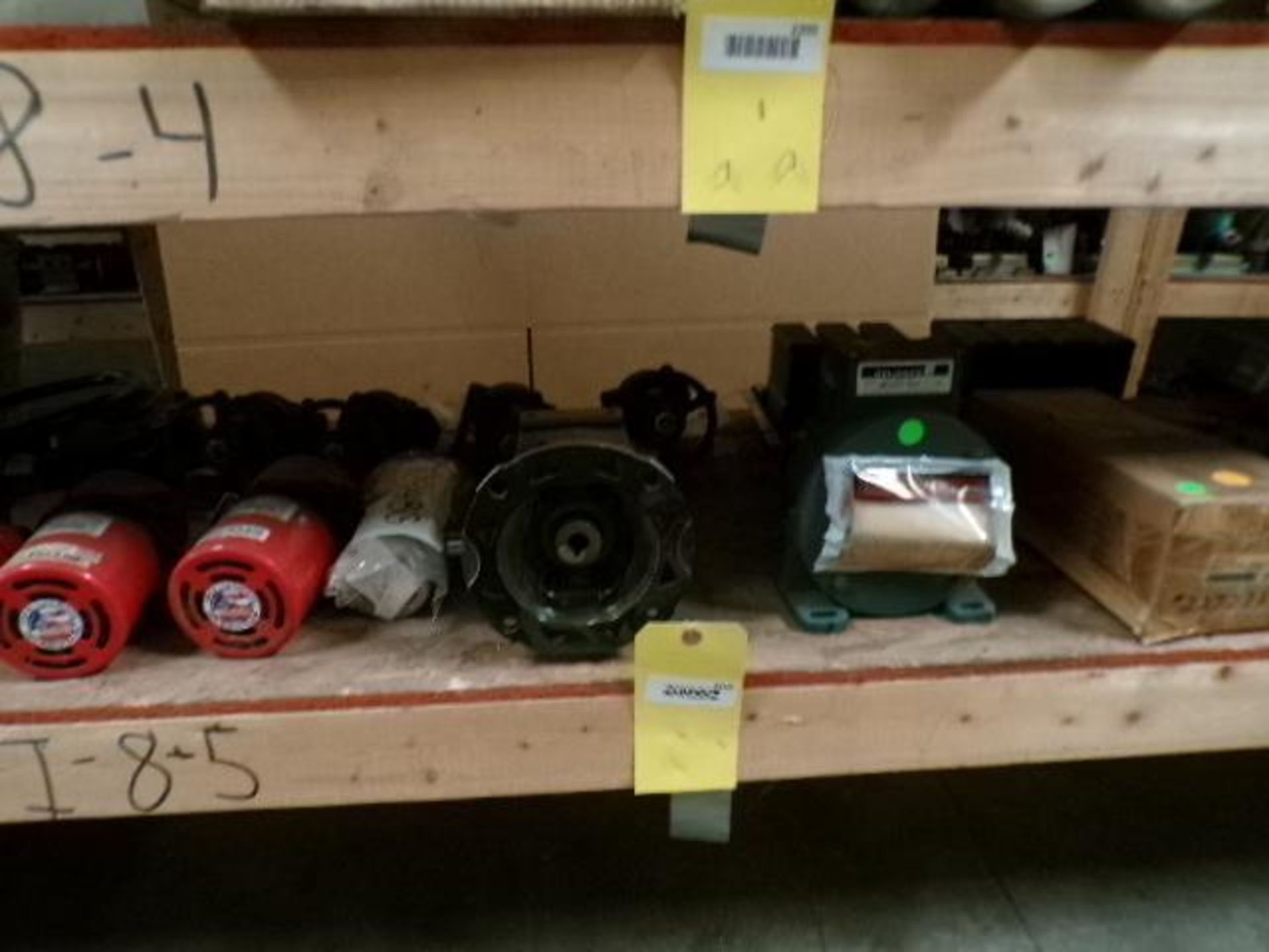 Contents of Shelf I-8-5-I-9-5; Electric Motors, Hydraulic Pump, Gearbox, Vogt Valves, Vibco, Foxboro - Image 2 of 11