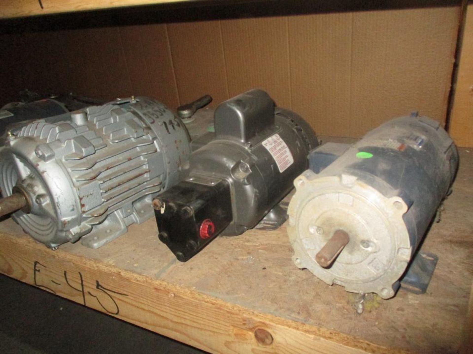 Contents of Shelf E-3-5 & E-4-5; (10) Electric Motors, Leeson, Reliance, Marathon, Siemens, Baldor, - Image 3 of 12