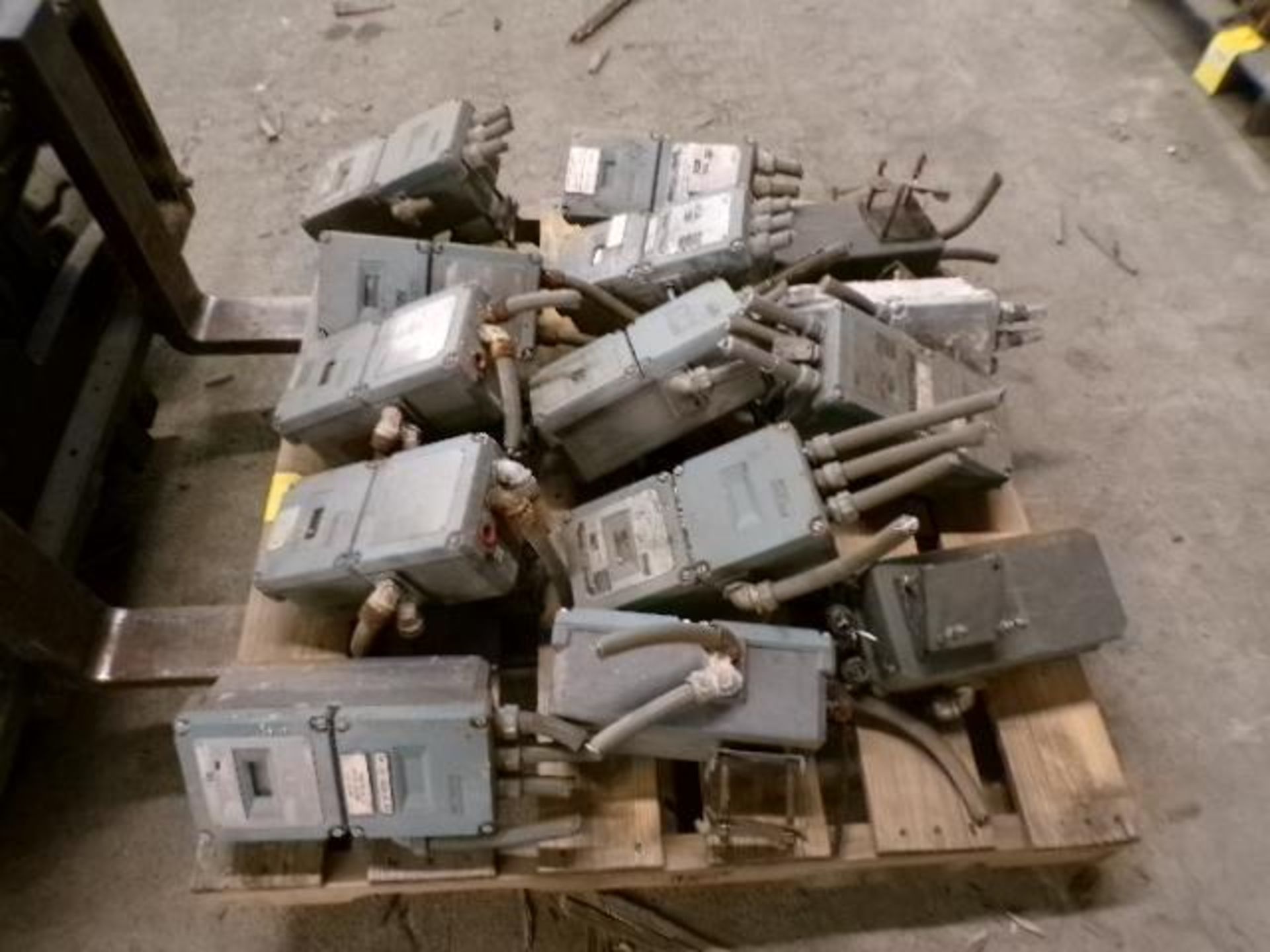 Pallet of Assorted Foxboro Transmitters (Used) - Image 2 of 4