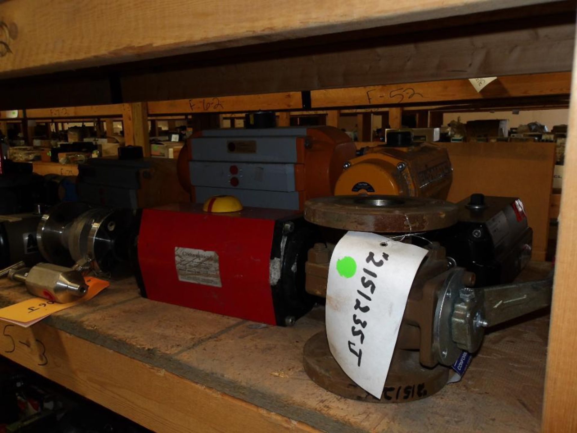 Contents of Shelf E-5-3 & E-6-3; Kitz Pneumatic Valves, Air Torque Actuators, Bray 2" Butterfly Valv - Image 4 of 6