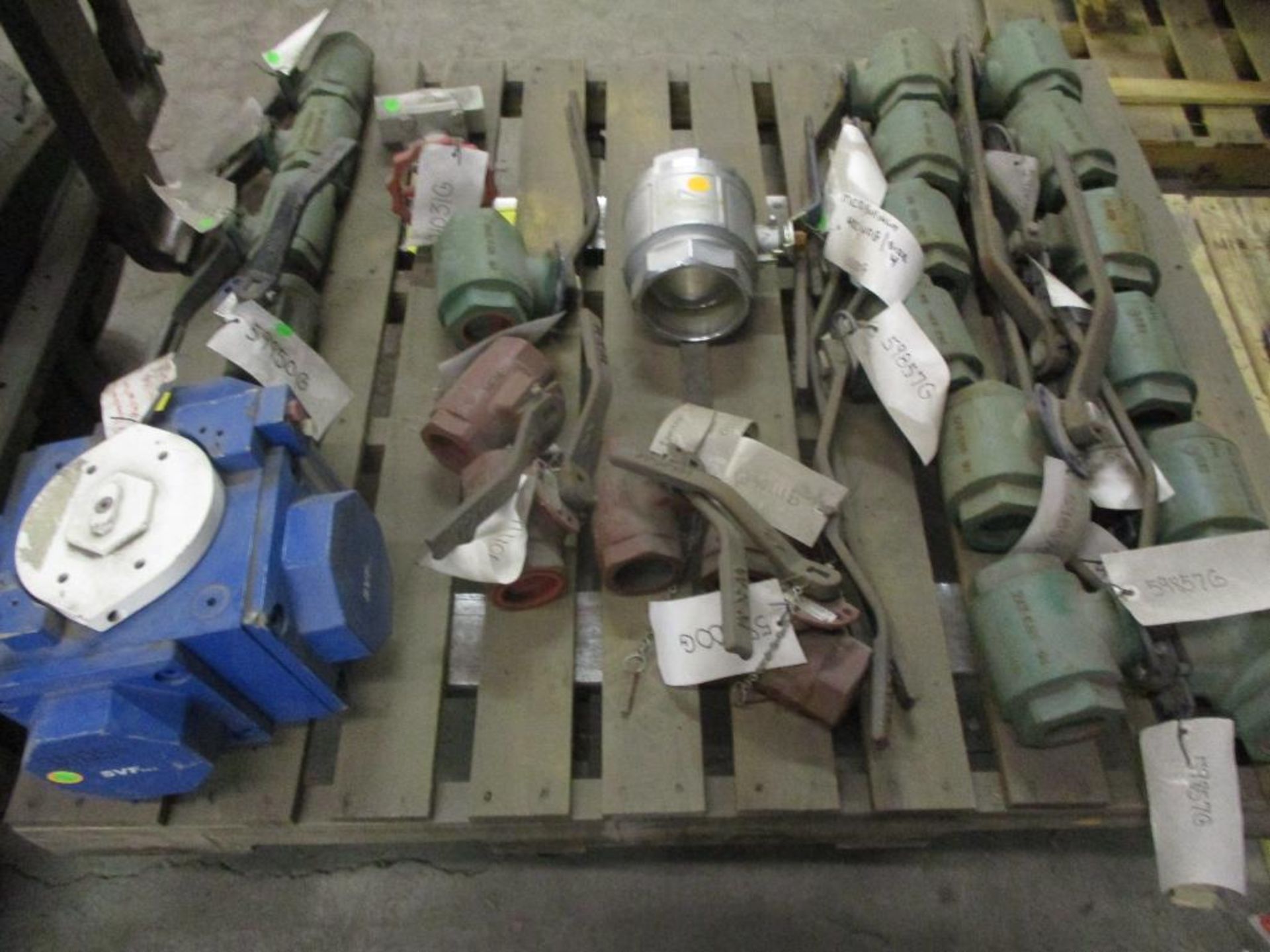 Pallet of Assorted Ball Valves & (1) Actuator