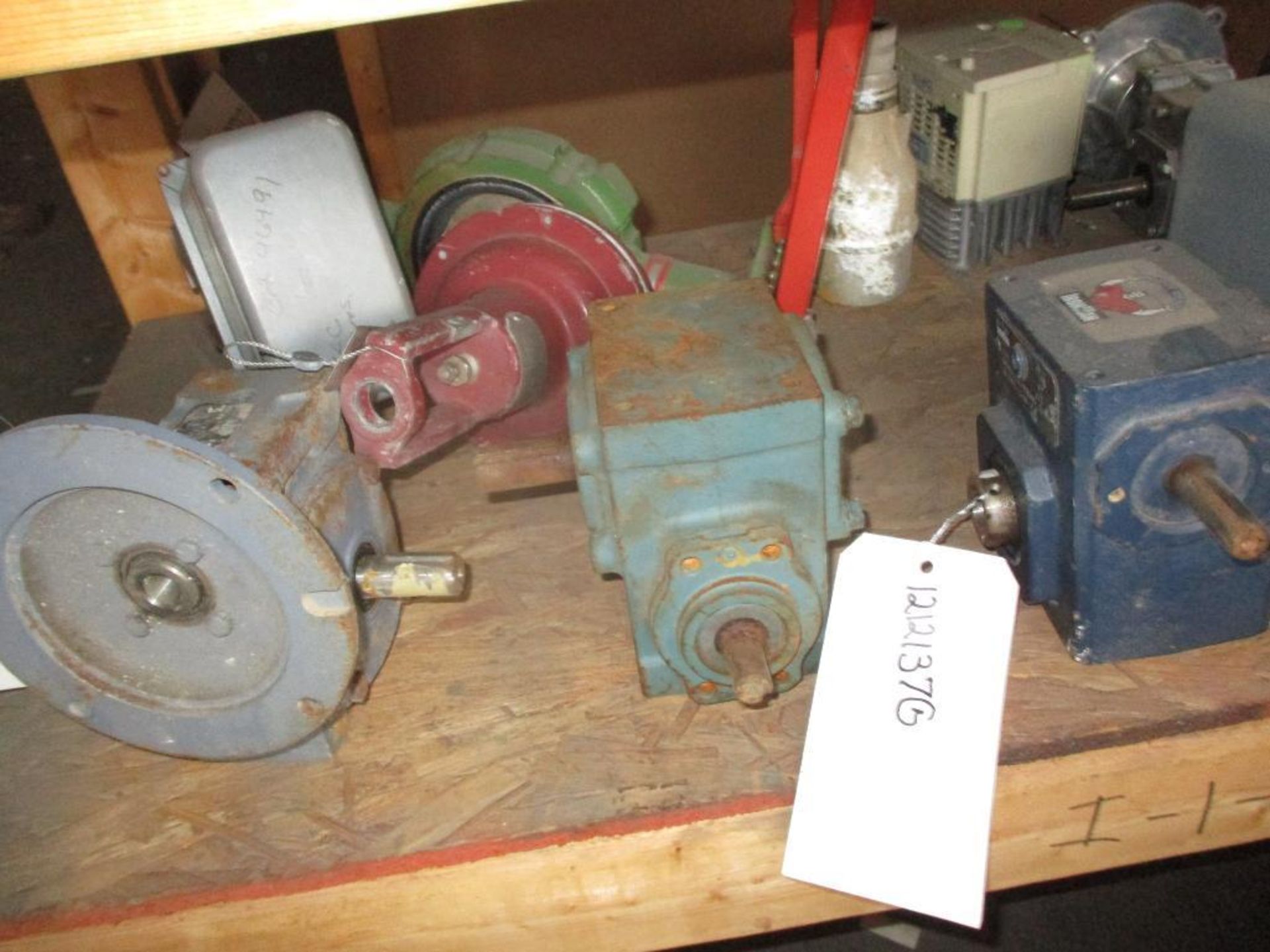 Contents of Shelf I-1-5 Misc.; Foxboro, Durco, Fisher, Square D, Asco, Omron, Gearboxes - Image 4 of 6