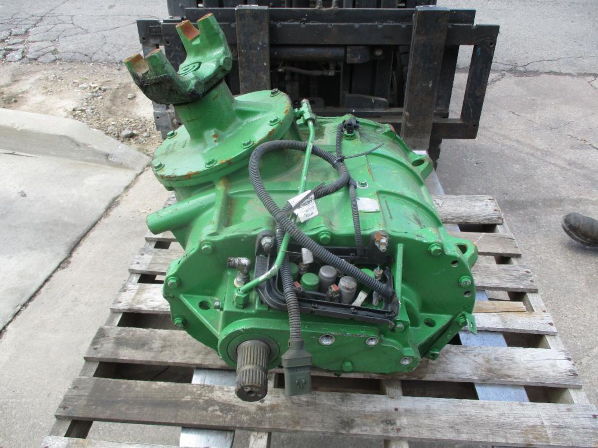 Johns Deere Transmission Drive Unit - Image 3 of 4