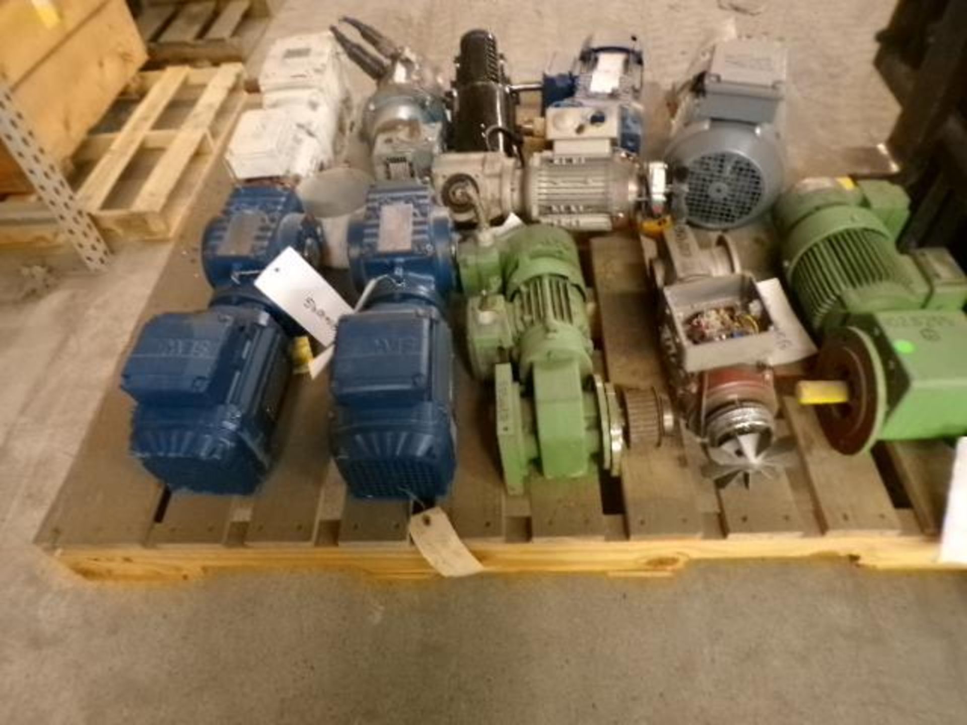 Pallet of Assorted Gear Motors