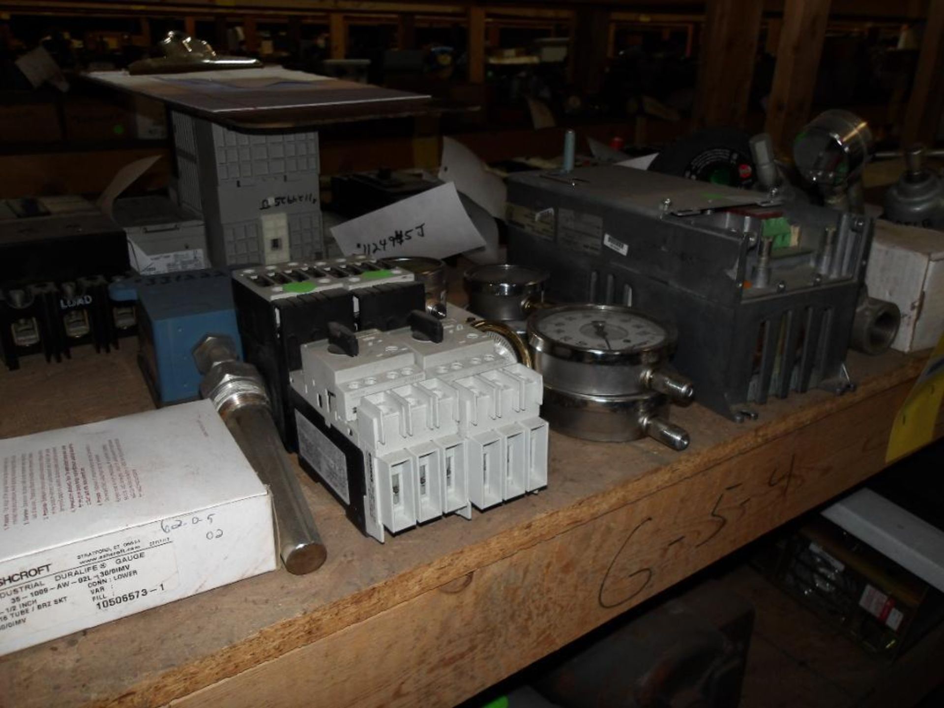 Contents of Shelf G-5-4; Siemens, Regulators, Flow Tube, Hydraulic Gear Motor, Gauges, Allen Bradley - Image 2 of 12