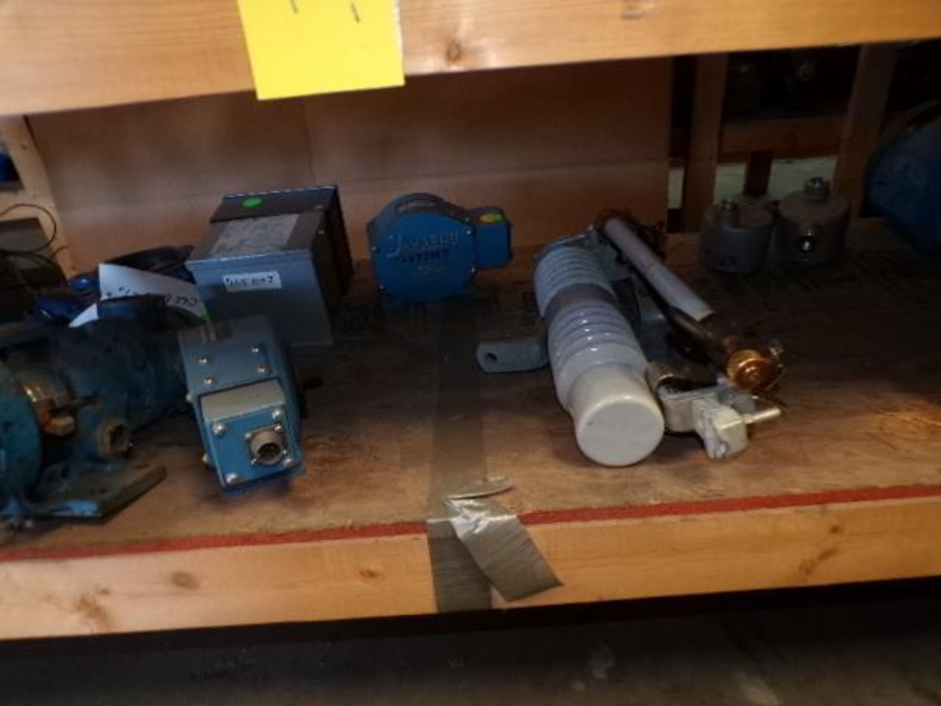 Contents of Shelf H-4-5 & H-5-5; Reliance Electric Motor, Flow Tube, AvTron, Viking Pump Valve, Endr - Image 2 of 6