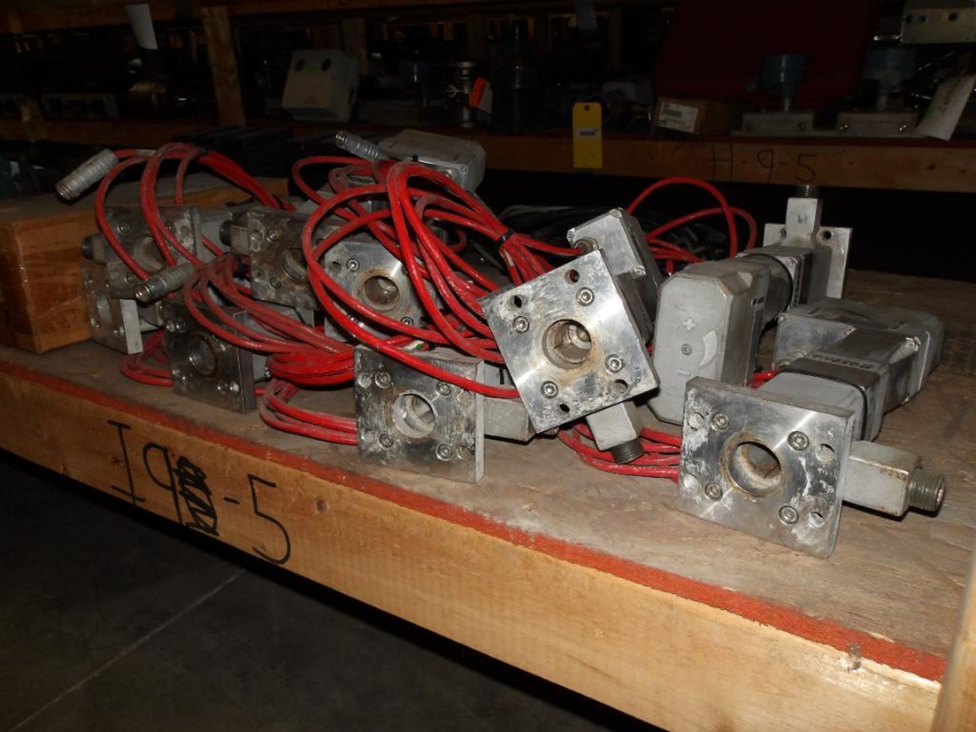 Contents of Shelf I-8-5-I-9-5; Electric Motors, Hydraulic Pump, Gearbox, Vogt Valves, Vibco, Foxboro - Image 9 of 11