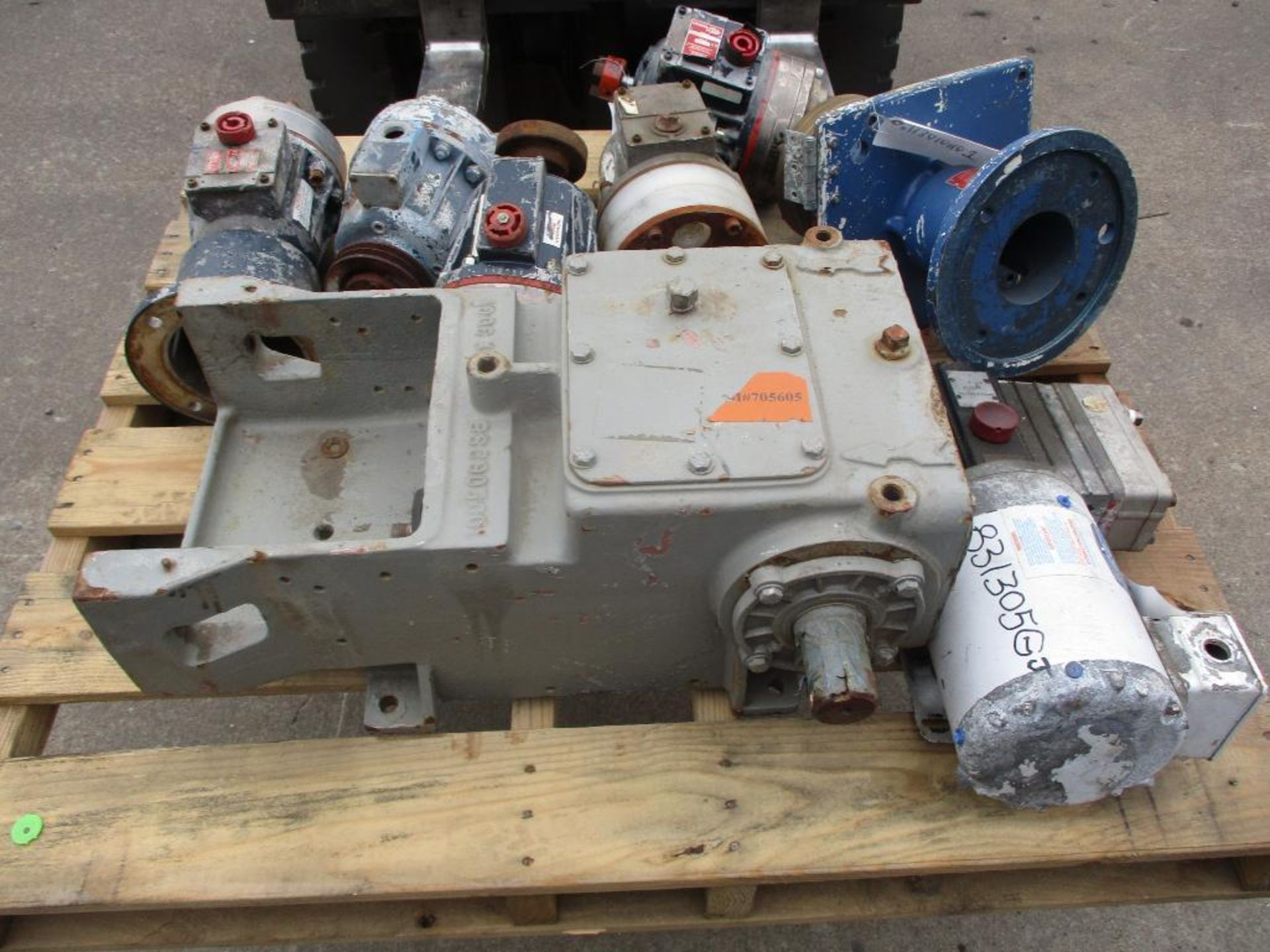 Hydracells, D10, D12, Hydracell M03, Tri-Plex Pump (No Tag) - Image 3 of 4