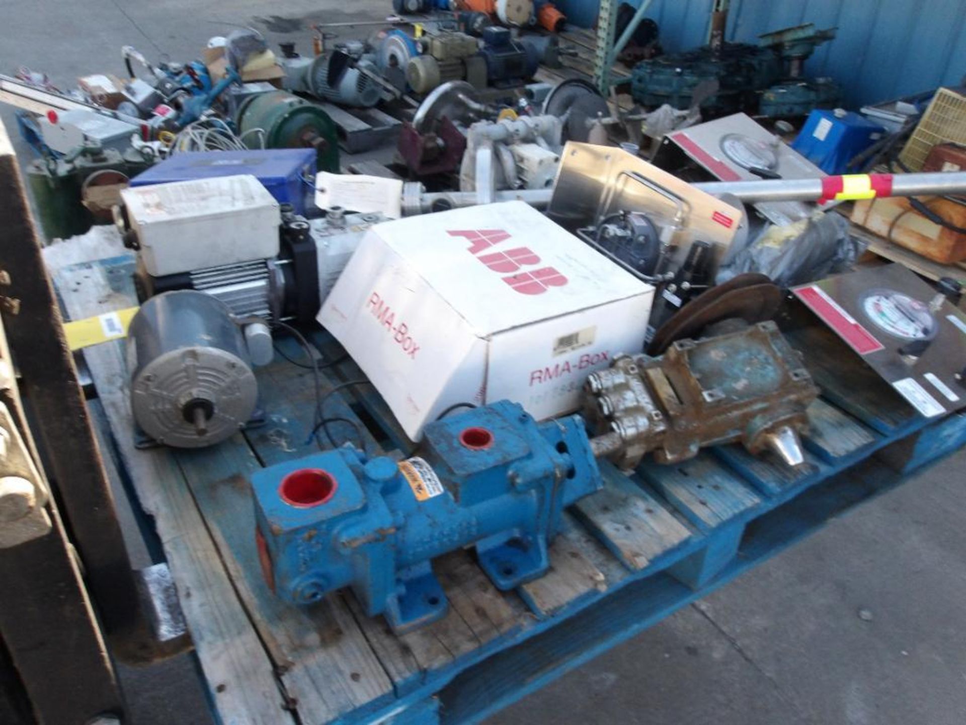 Pumps, Motor, Vacuum Pump, Diaphragm, Massflow Transmitter (New & Used) - Image 4 of 4