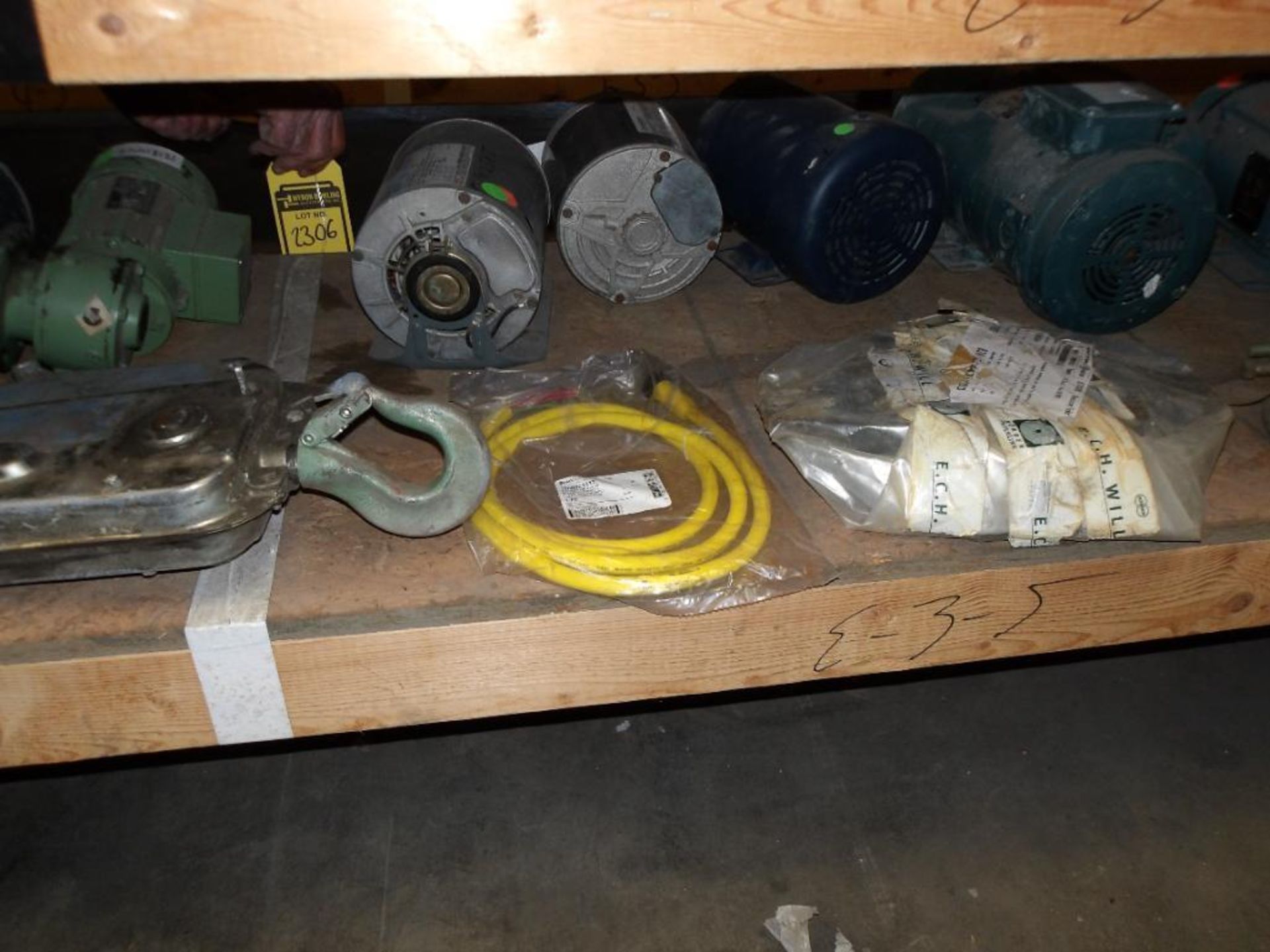 Contents of Shelf E-3-5 & E-4-5; (10) Electric Motors, Leeson, Reliance, Marathon, Siemens, Baldor, - Image 8 of 12