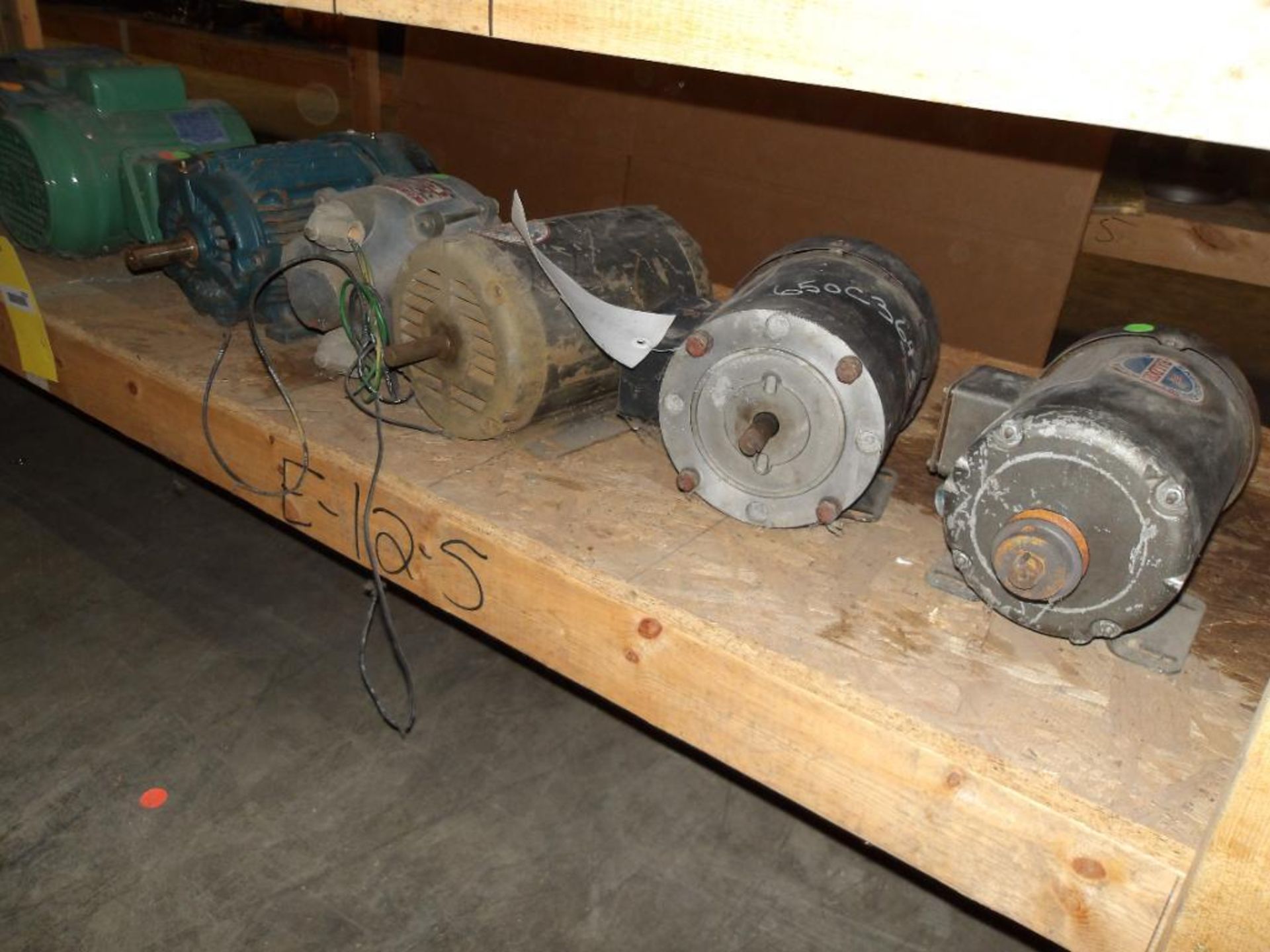 Contents of Shelf E-11-5 & E-12-5; Electric Motors, Baldor, Leeson, GE, Siemens, Westinghouse, Relia - Image 3 of 6