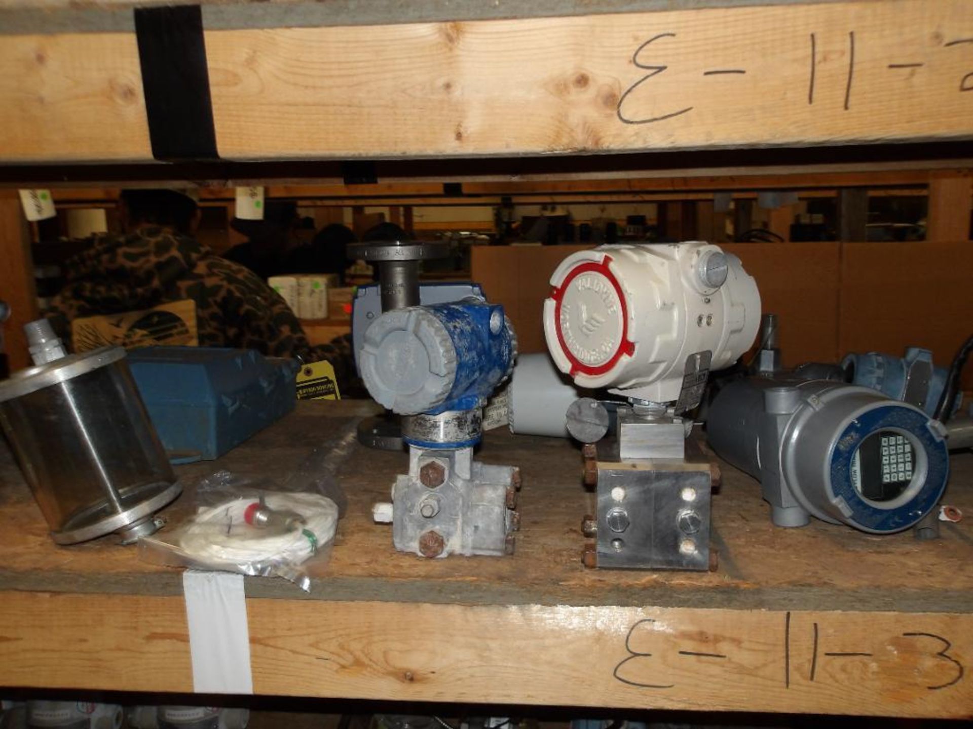 Contents of Shelf E-11-3 & E-12-3; (7) Rosemount Transmitters, Flow Tube, Krohne, Honeywell, Bailey - Bild 3 aus 6