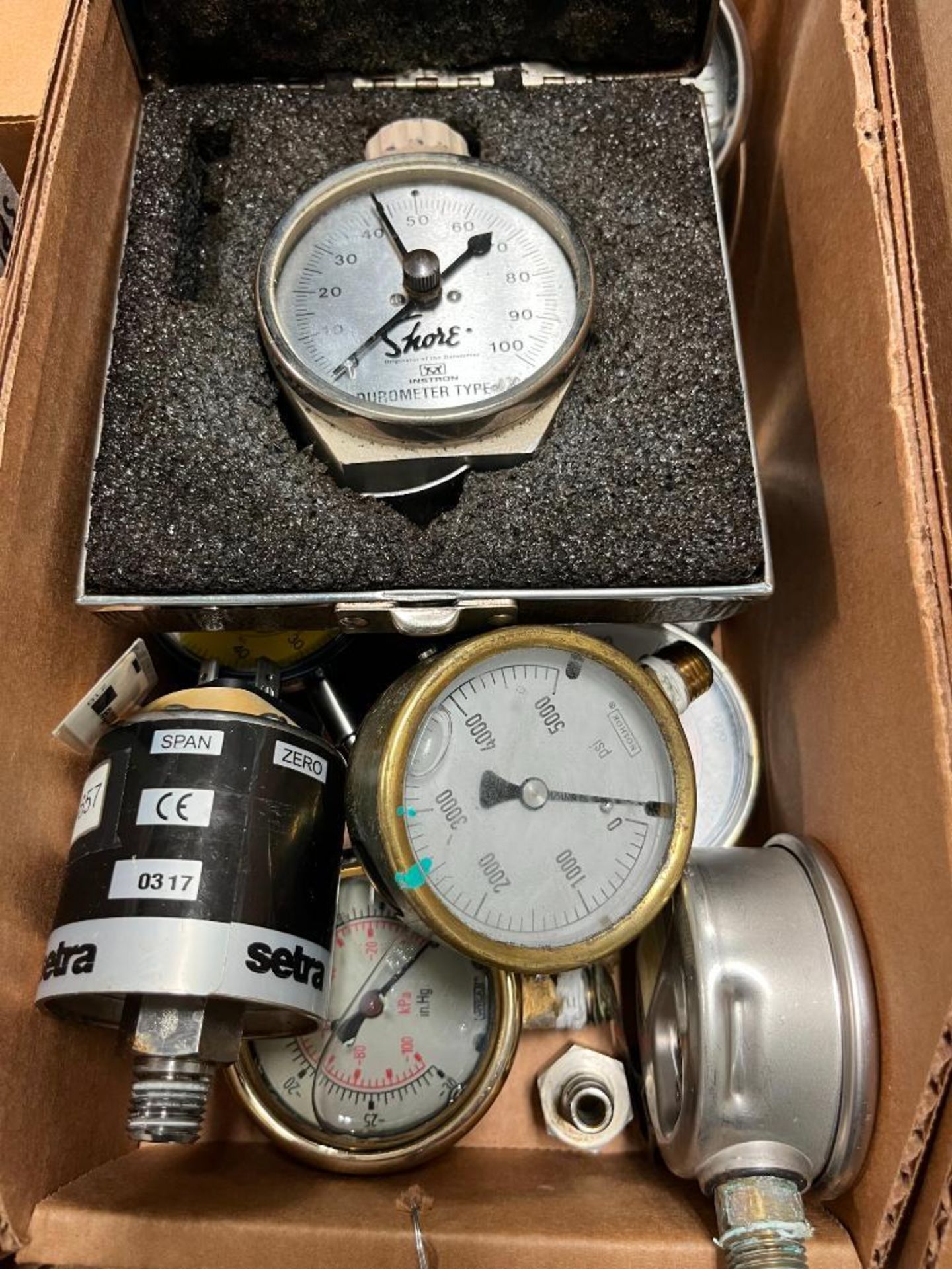 (2) Boxes of Assorted Pressure Gauges, Wika, Mitutoyo, Mc Daniel, Sentra Psi Pressure Transmitter Se - Image 4 of 6