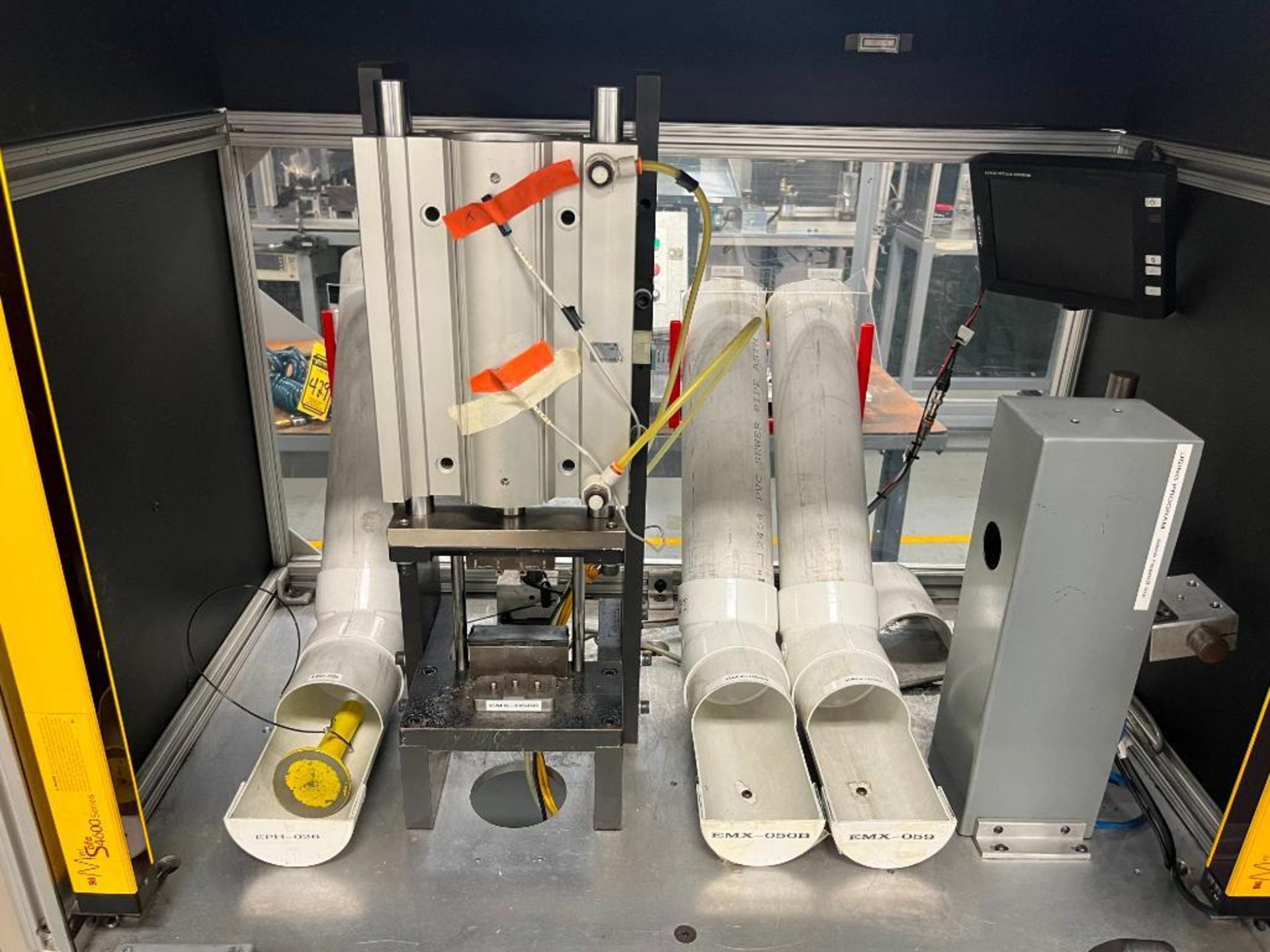 Insulator Pneumatic Sub-Assembly Press, Banner 8" TFT LCD Monitor, AB PanelView 550, Mini-Safe Light - Image 4 of 7