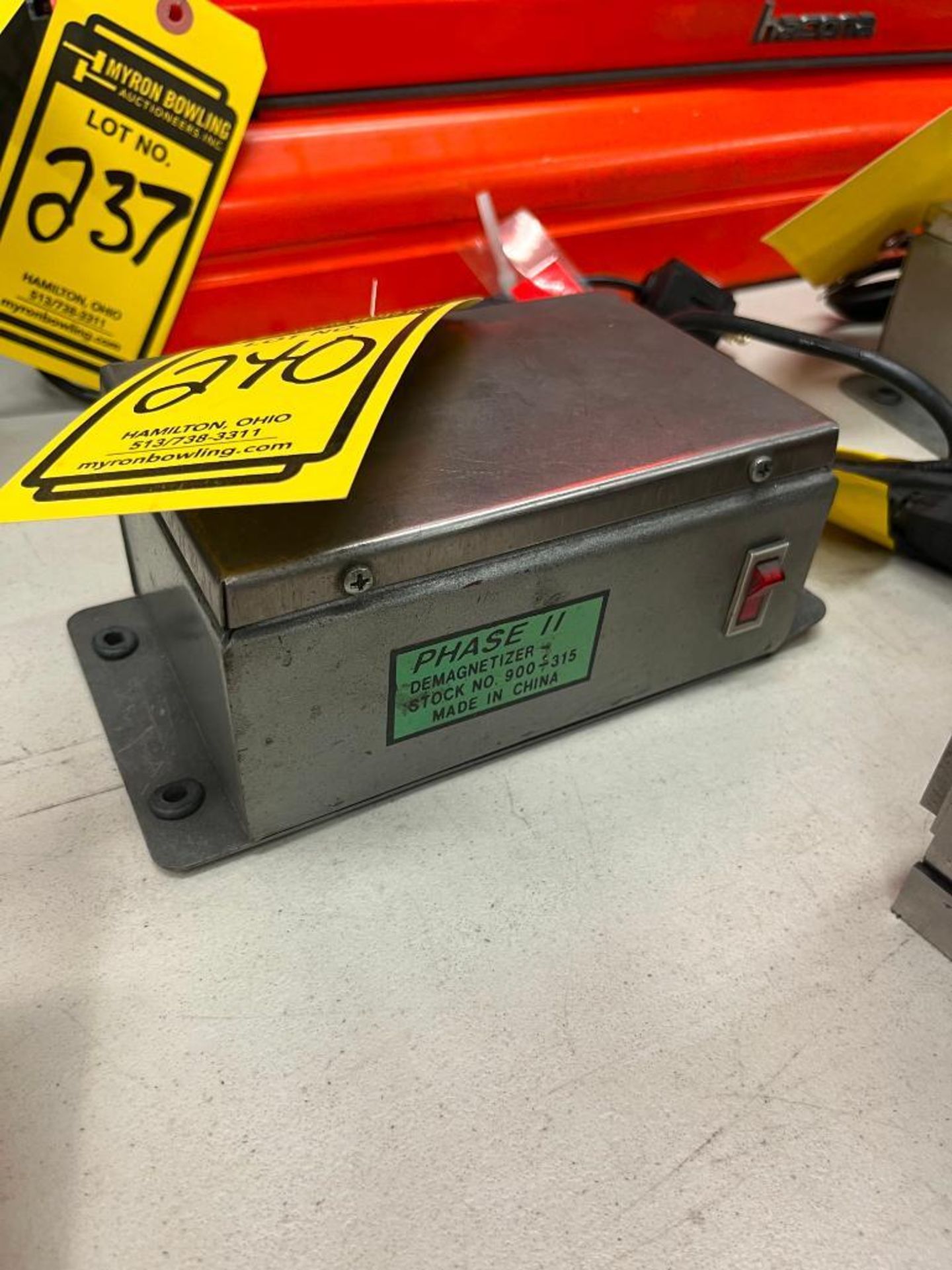 Phase II Demagnetizer Stock No. 900.315 - Image 2 of 2