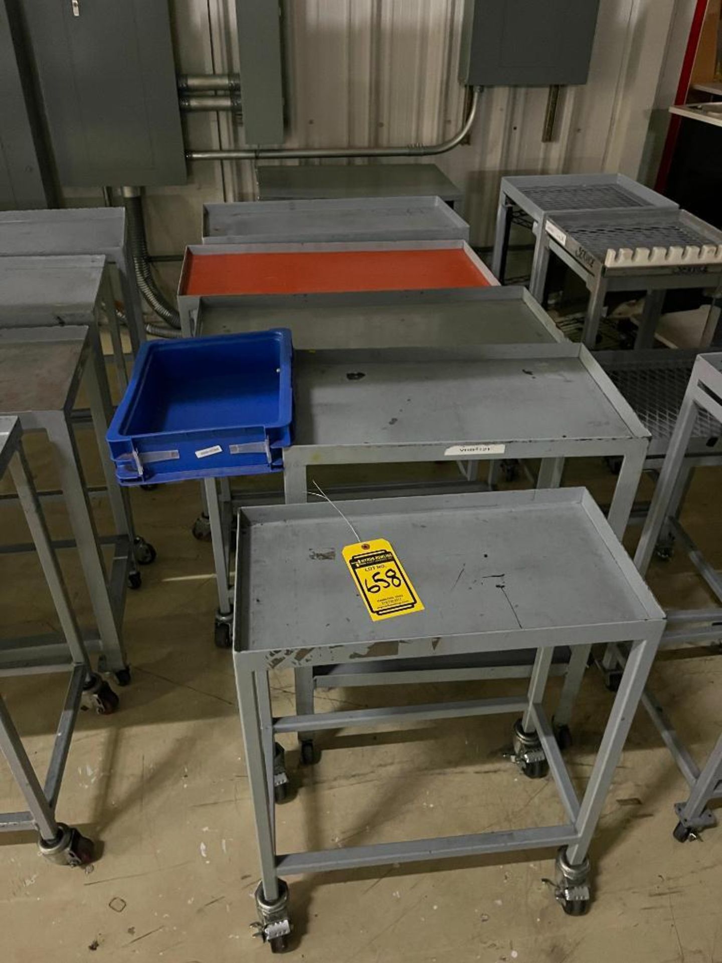 (5) Metal Rolling Carts