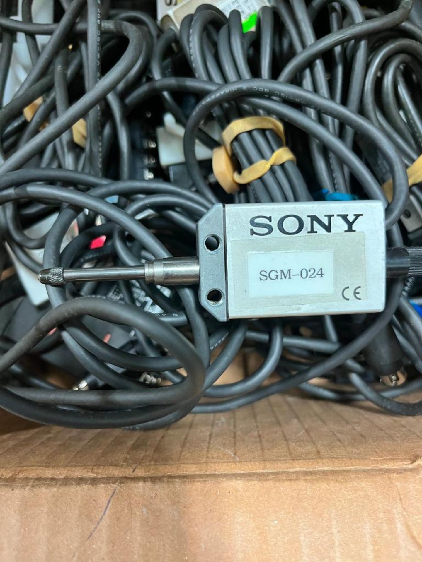 Box of Sony DT12N Digital Gauging Probes w/ Cables & Display Unit - Image 3 of 6