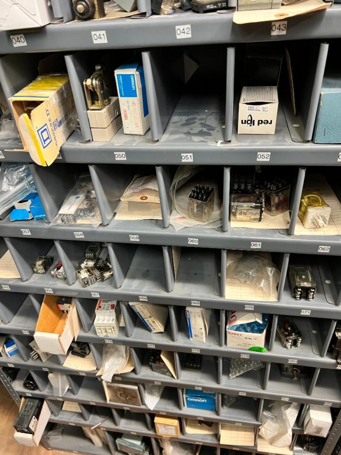 (28) Shelves of Assorted Parts, VERY LARGE LOT Consisting of MRO, Drives, Valves, PLC, Nuts, Bolts, - Bild 45 aus 67